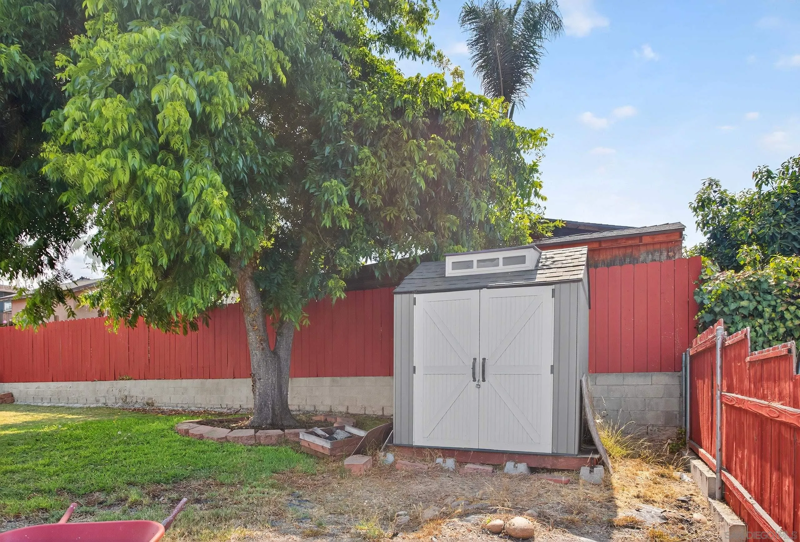https://cdn.realtyfeed.com/cdn/127/250033830/dc1b3a48dce4ce87eb57a8e42845da03.webp