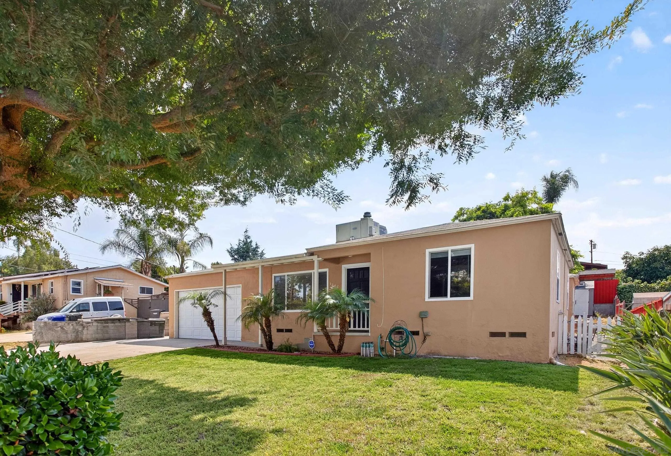 https://cdn.realtyfeed.com/cdn/127/250033830/e2c18f99e19510ce1b64055cd78a389b.webp
