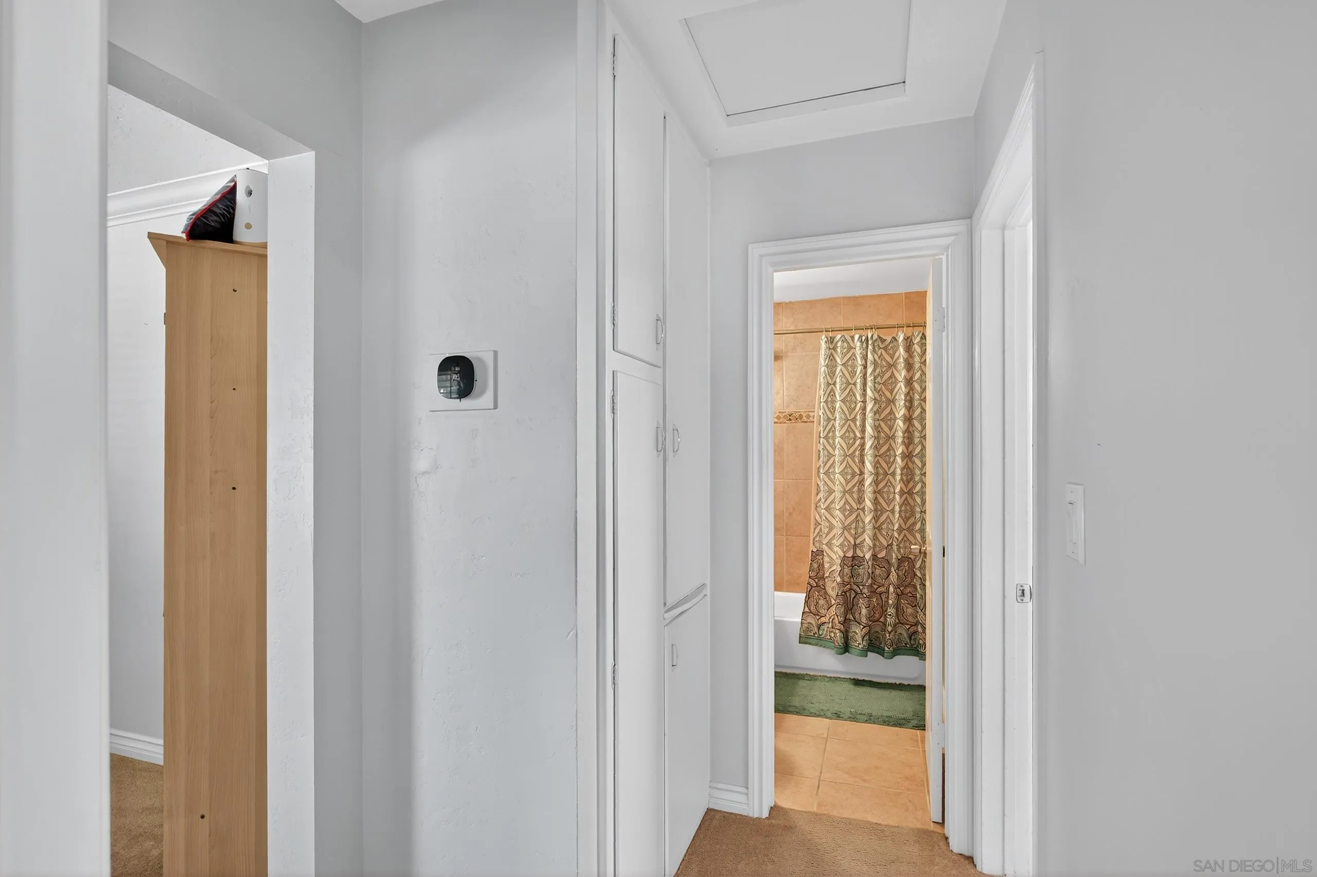 https://cdn.realtyfeed.com/cdn/127/250033830/ec45d65ddda36e2c095d1a4f260d910e.webp