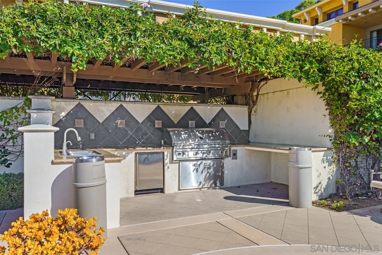 Photo #28: 250033833 Listing: Photo #28