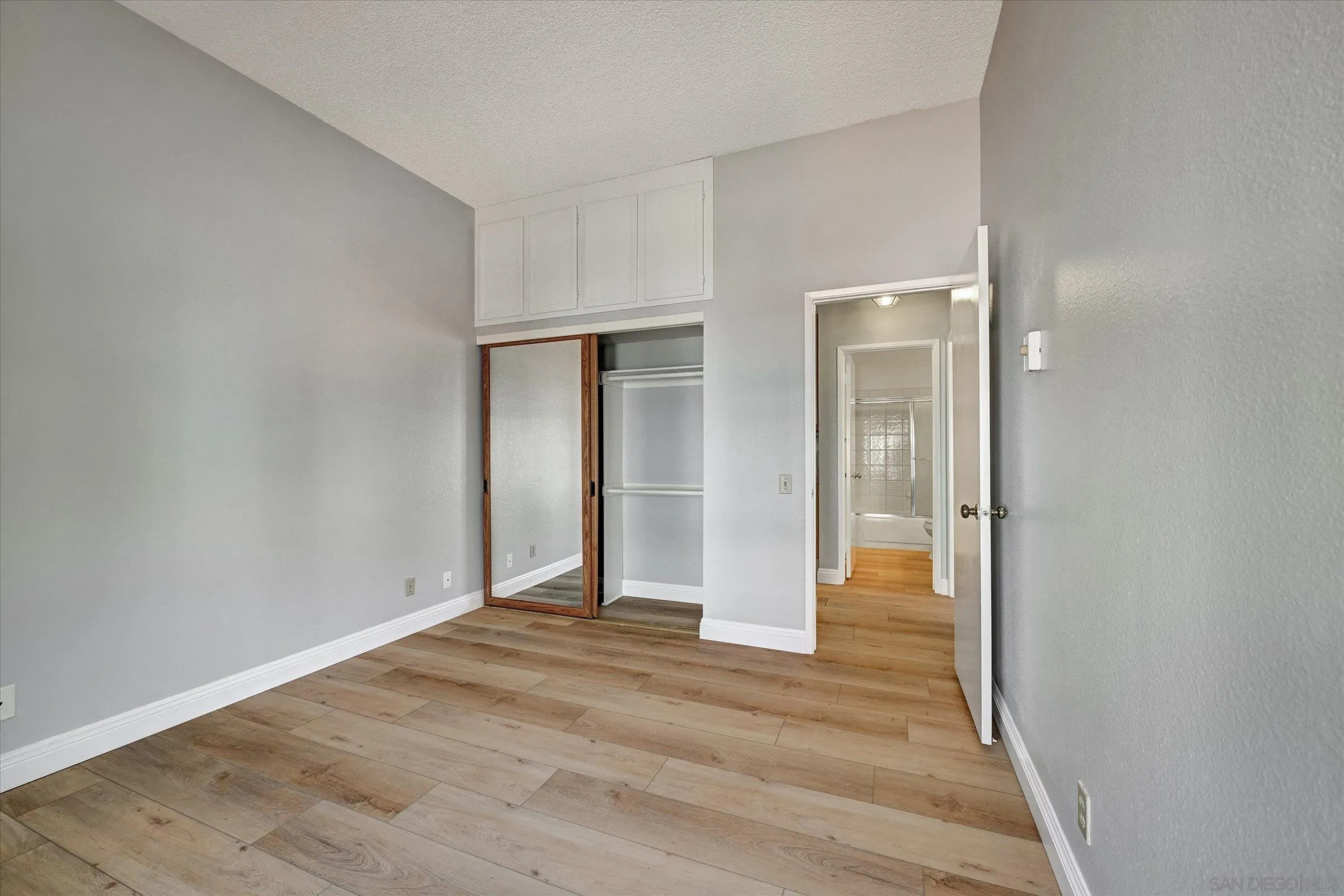 Photo #18: 250033835 Listing: Photo #18