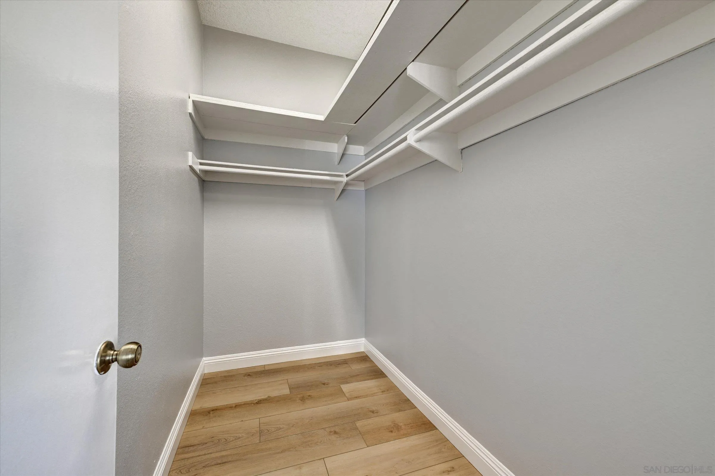 Photo #15: 250033835 Listing: Photo #15
