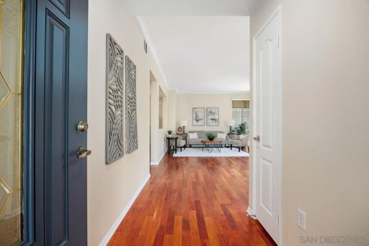 Photo #3: 250033840 Listing 