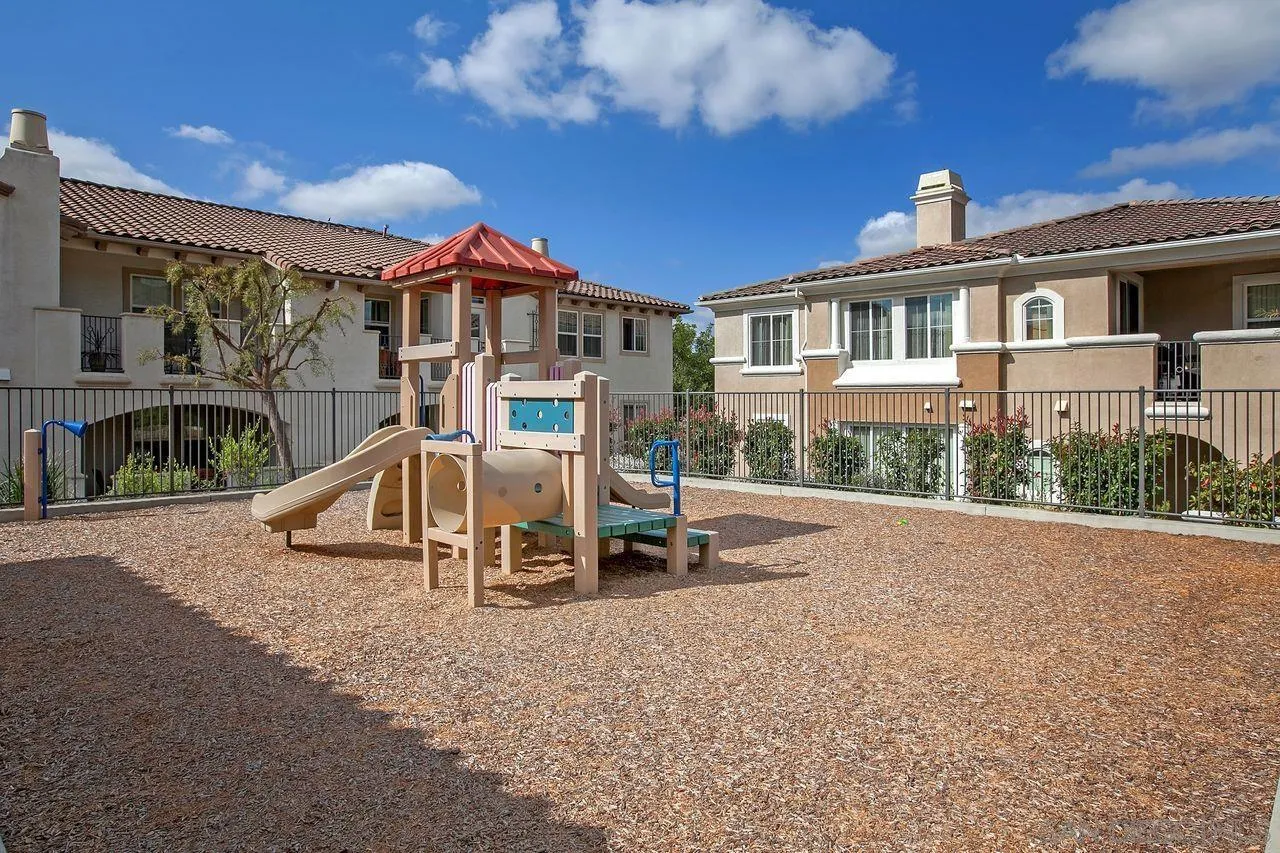 Photo #28: 250033840 Listing: Photo #28