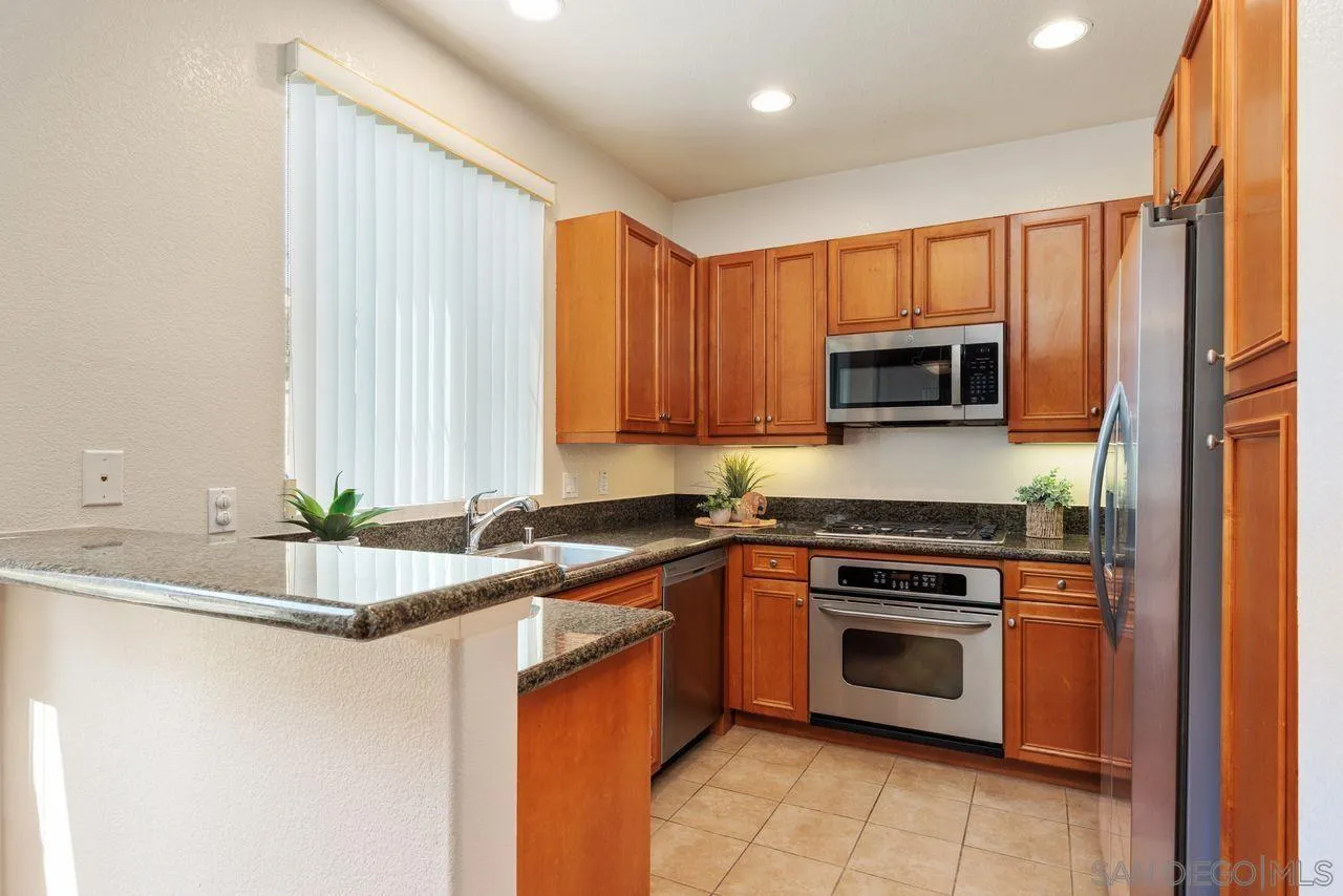Photo #9: 250033840 Listing: Photo #9