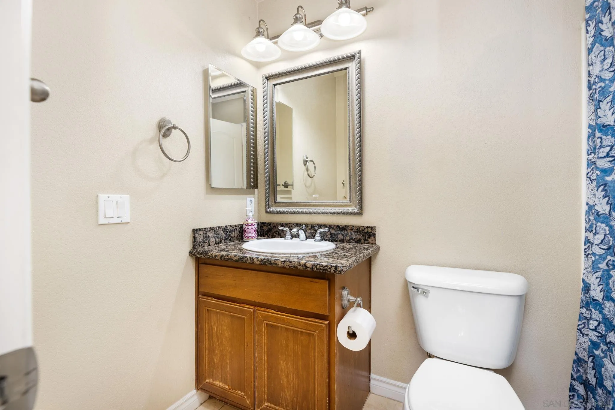 Photo #11: 250033845 Listing: Photo #11