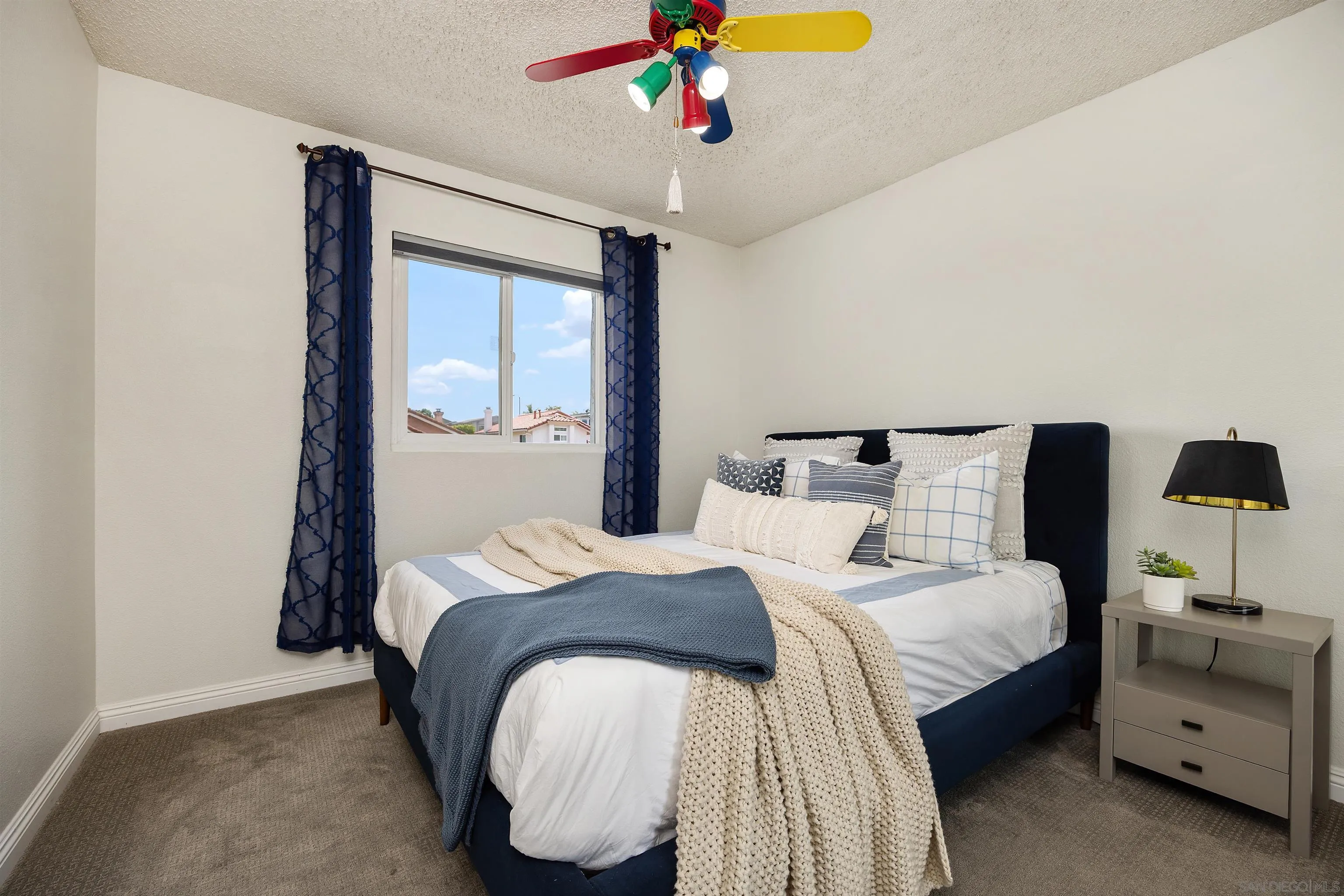 https://cdn.realtyfeed.com/cdn/127/250033859/43756edc077d6870173f390b2c36e19a.webp
