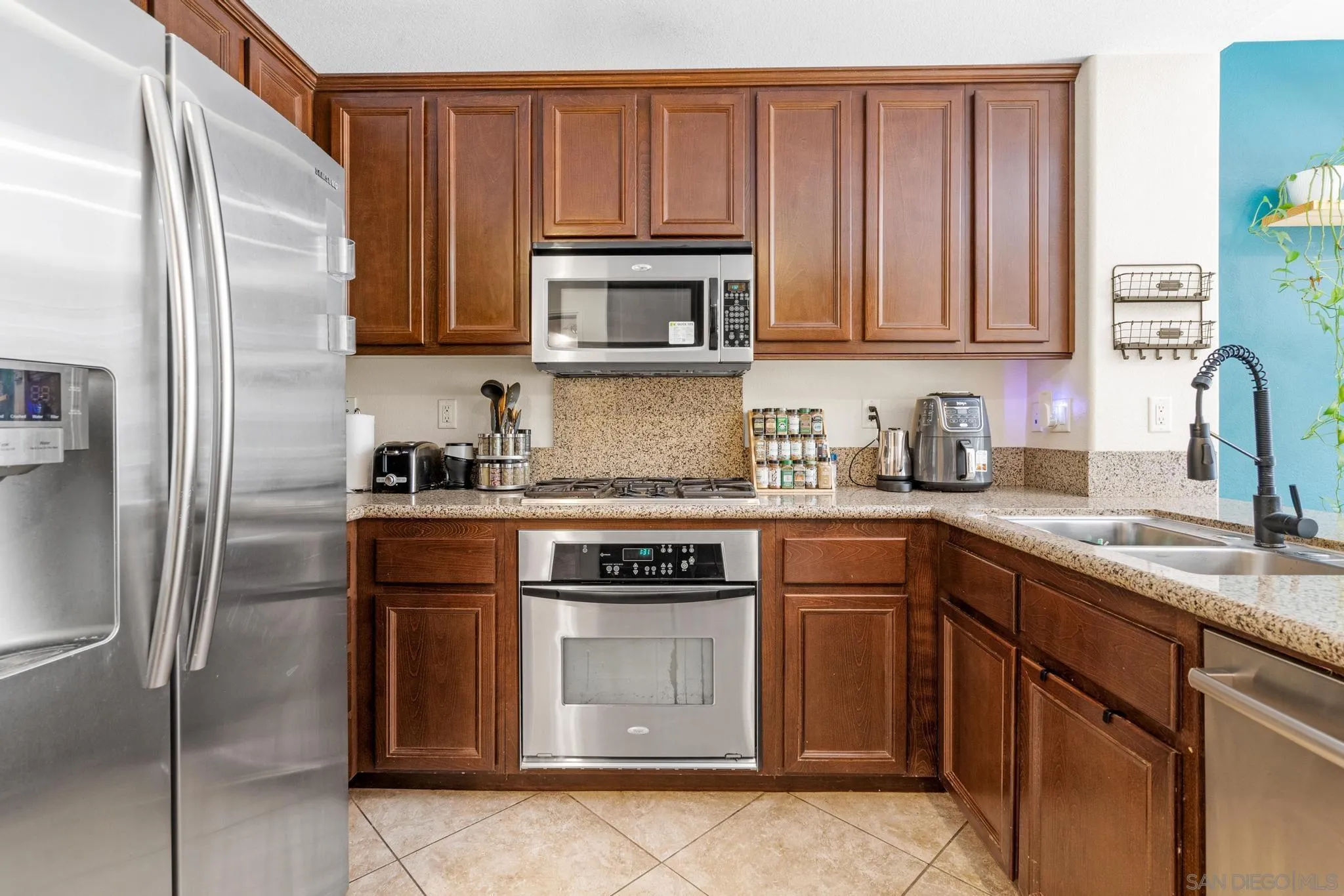Photo #6: 250033872 Listing 