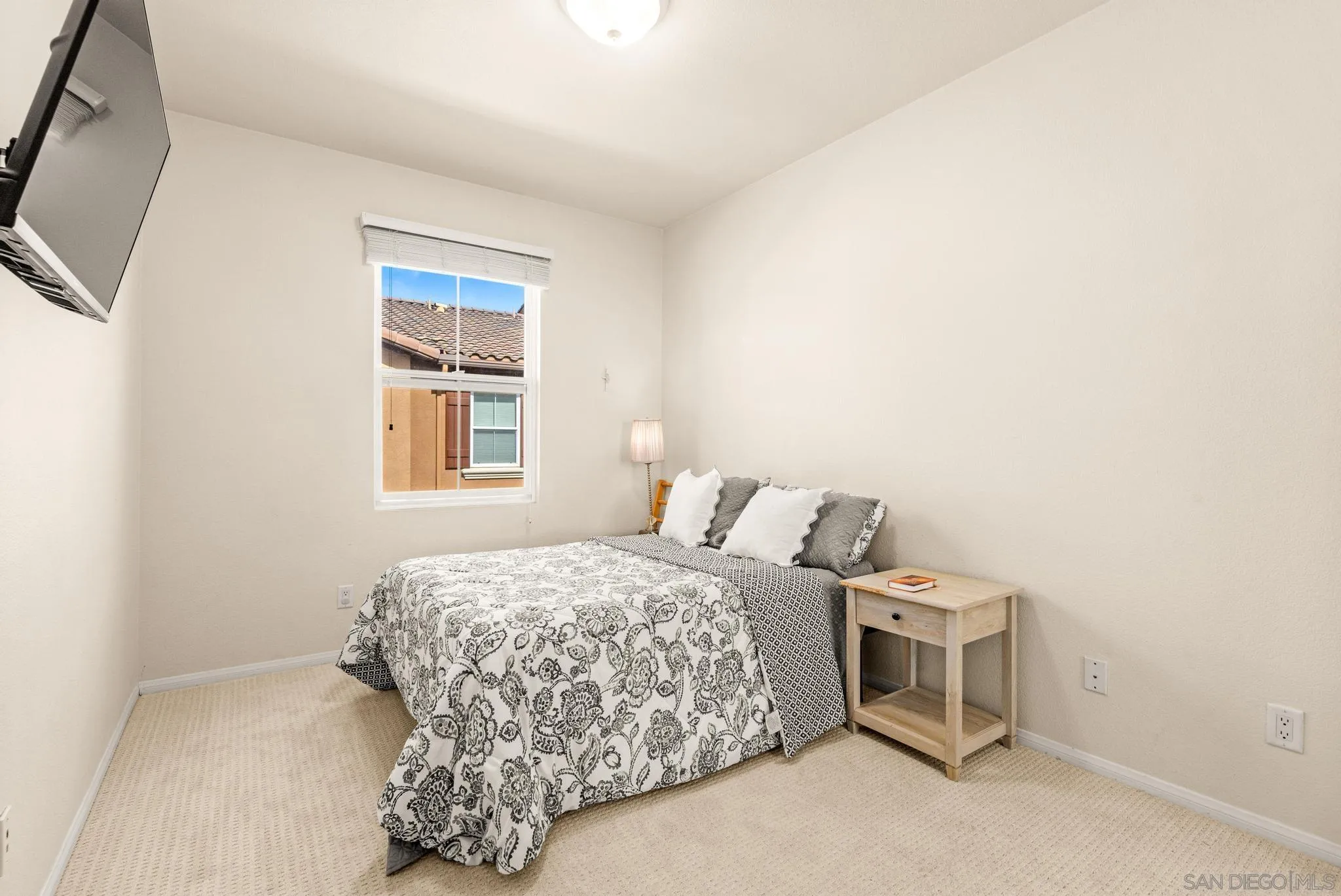 Photo #12: 250033872 Listing: Photo #12