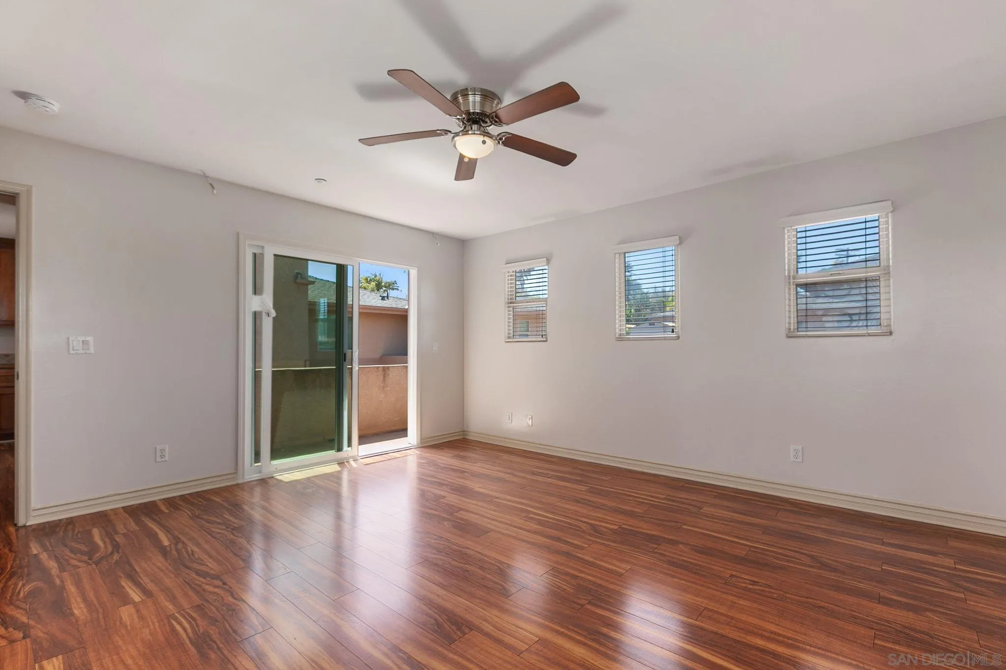 Photo #19: 250033876 Listing: Photo #19