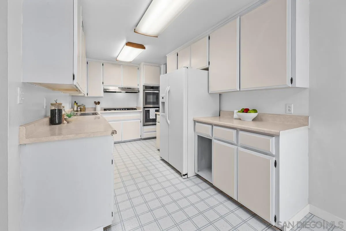 https://cdn.realtyfeed.com/cdn/127/250033882/4e37cf5b334d7754cd5e1a00914c447a.webp
