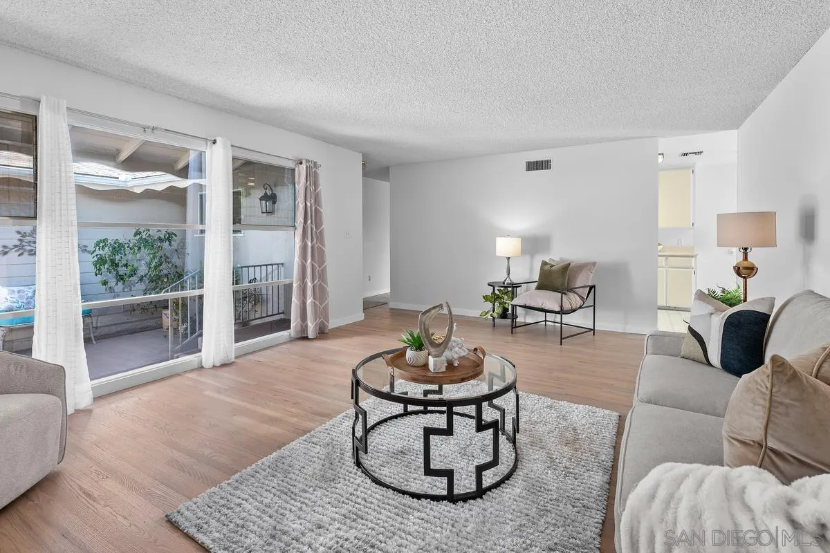 https://cdn.realtyfeed.com/cdn/127/250033882/5f59f370816c846e5bf012ee98bd17f5.webp