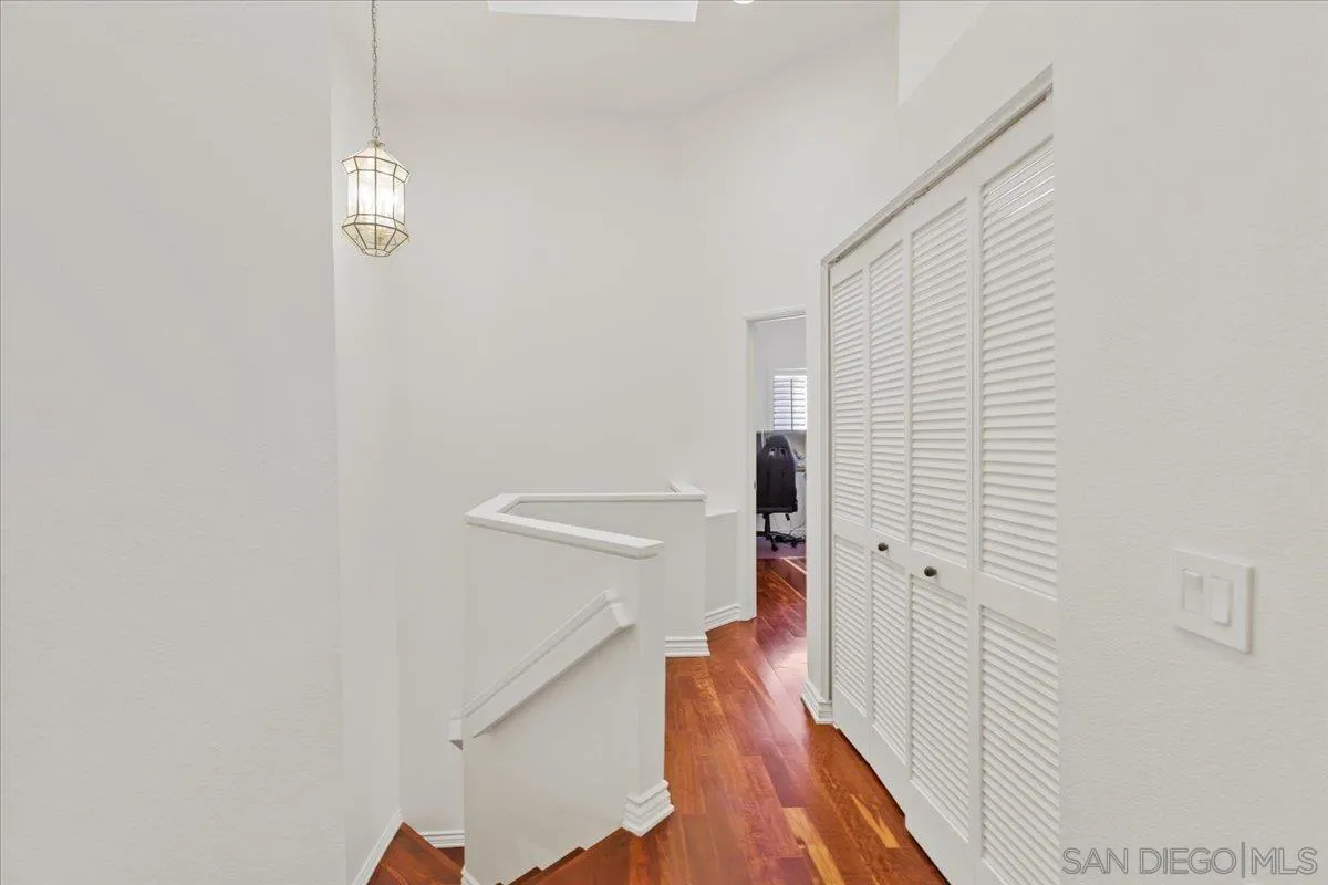 Photo #32: 250033884 Listing: Photo #32