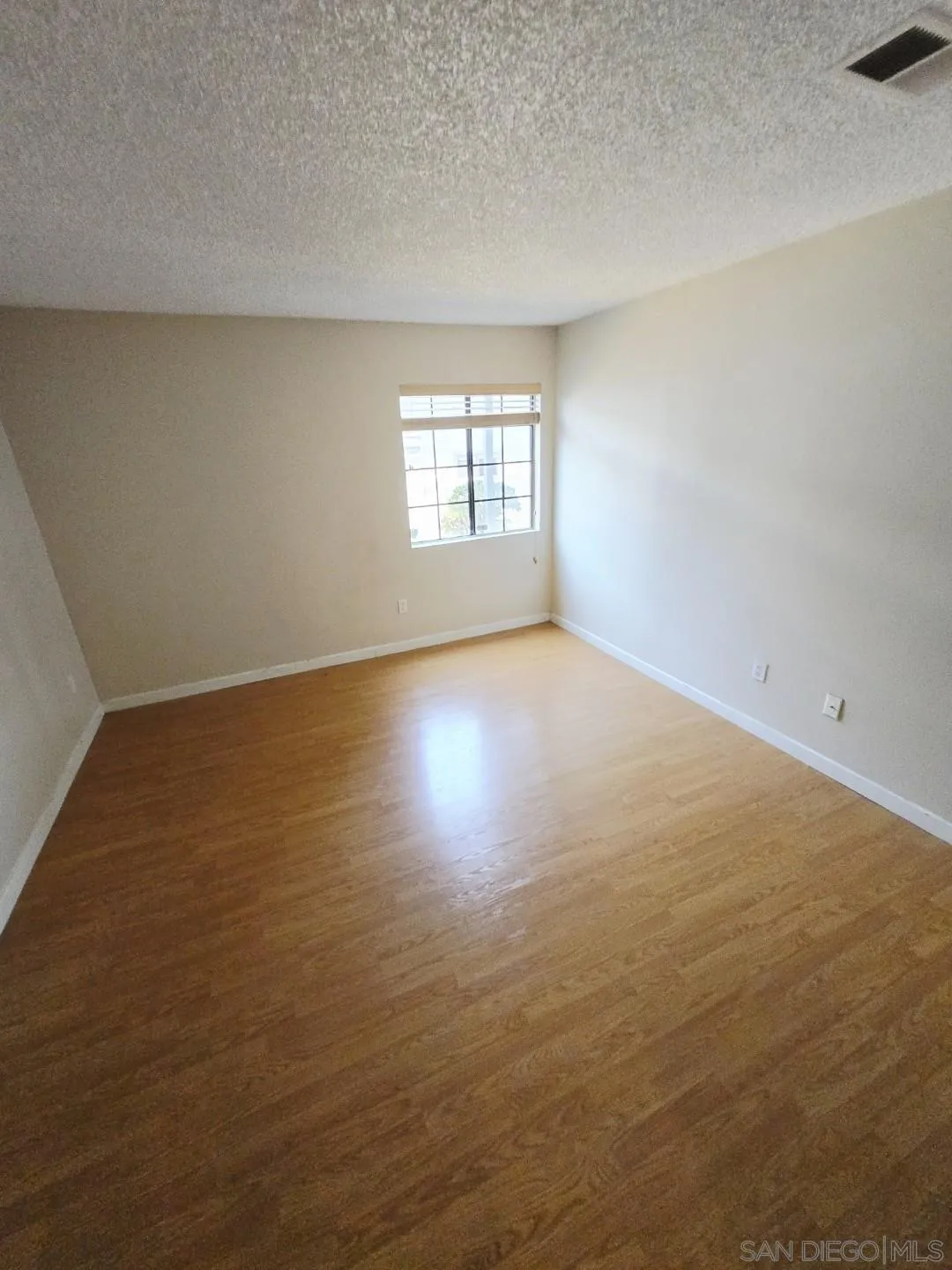 Photo #20: 250033887 Listing: Photo #20