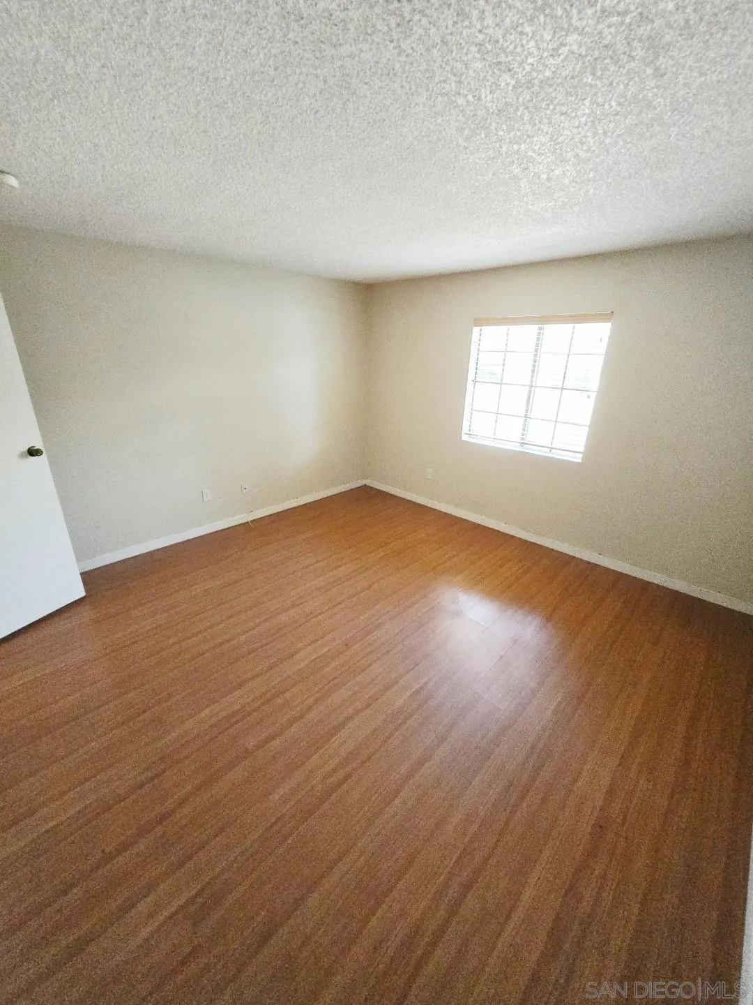 Photo #13: 250033887 Listing: Photo #13