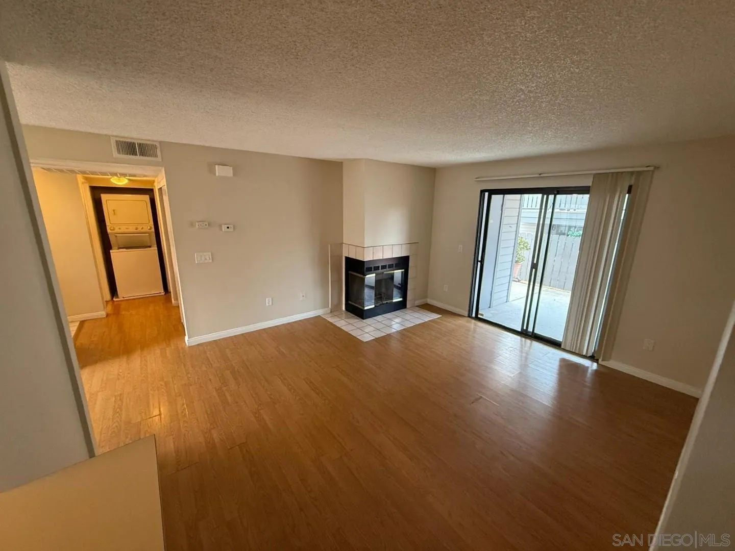 Photo #9: 250033887 Listing: Photo #9