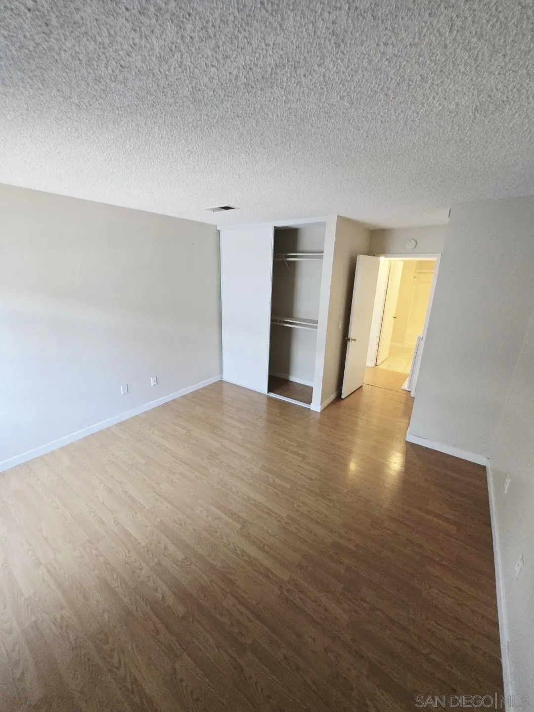 Photo #21: 250033887 Listing: Photo #21