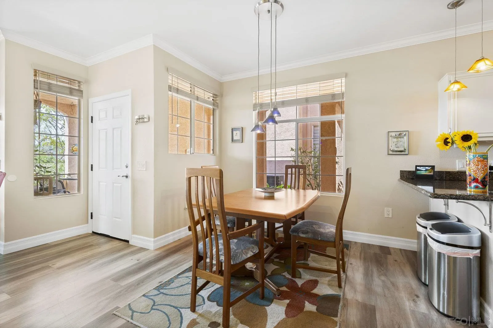 Photo #7: 250033891 Listing: Photo #7