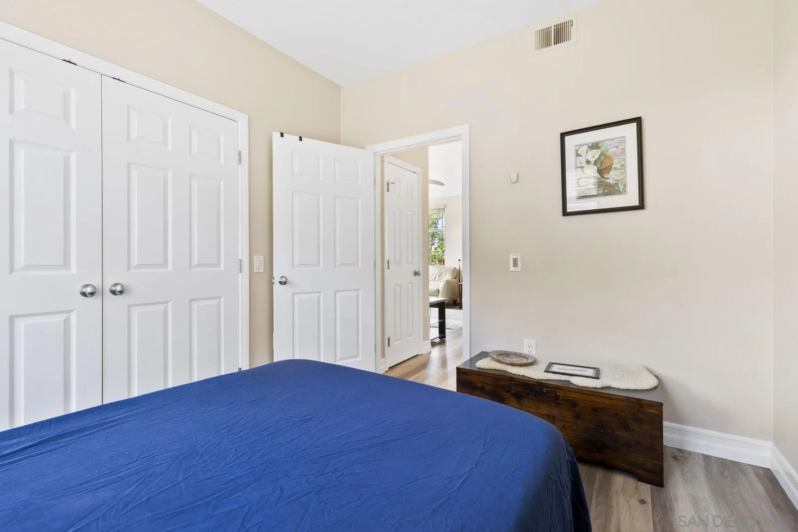 Photo #24: 250033891 Listing: Photo #24