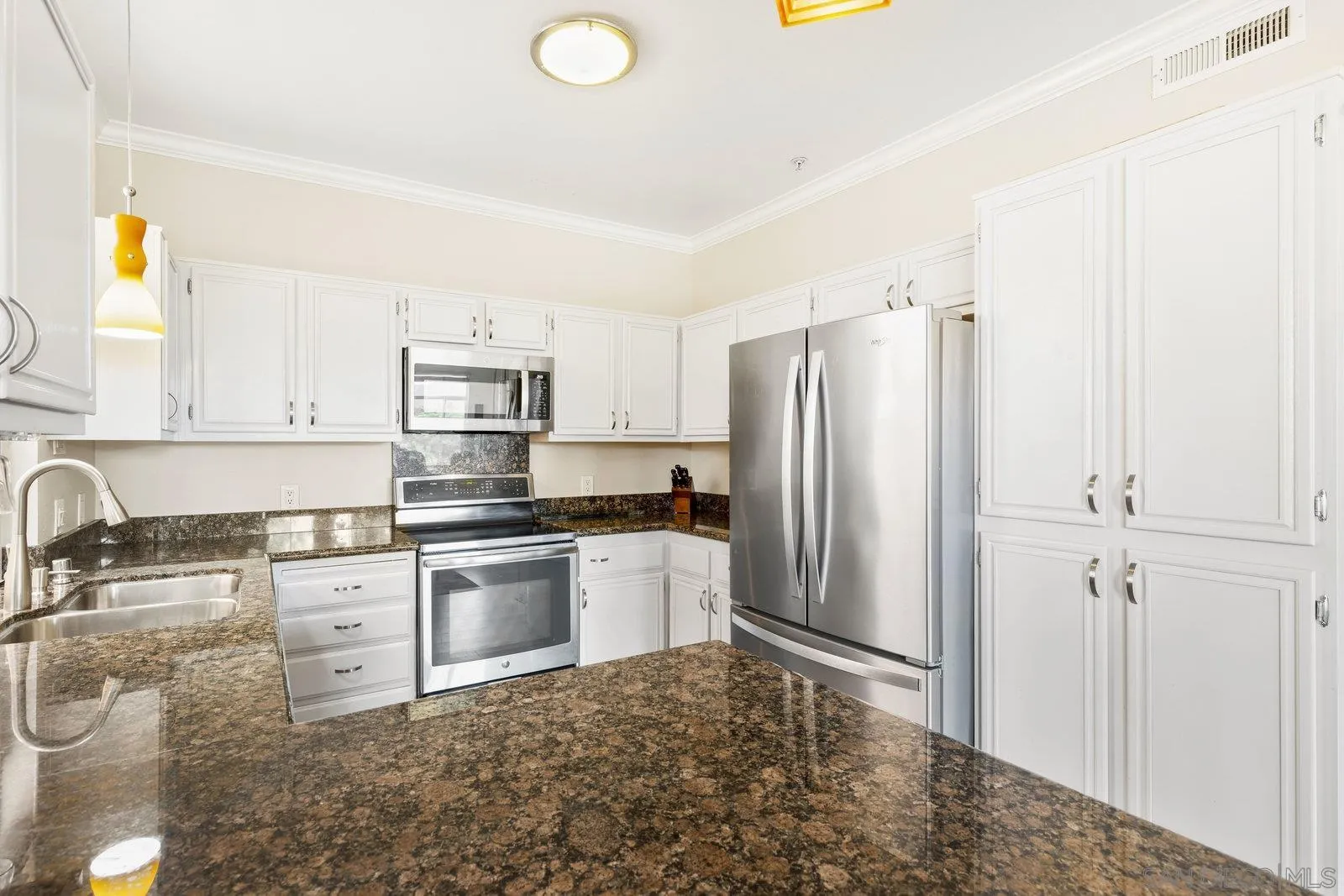 Photo #11: 250033891 Listing: Photo #11