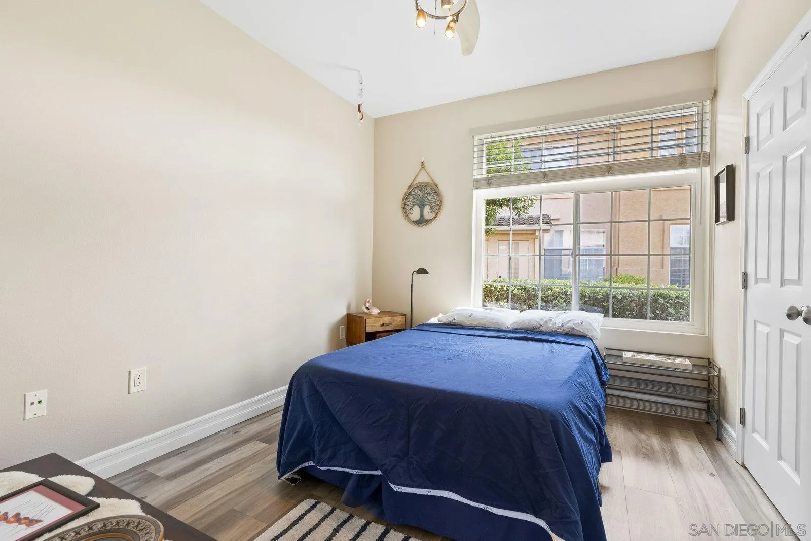Photo #23: 250033891 Listing: Photo #23