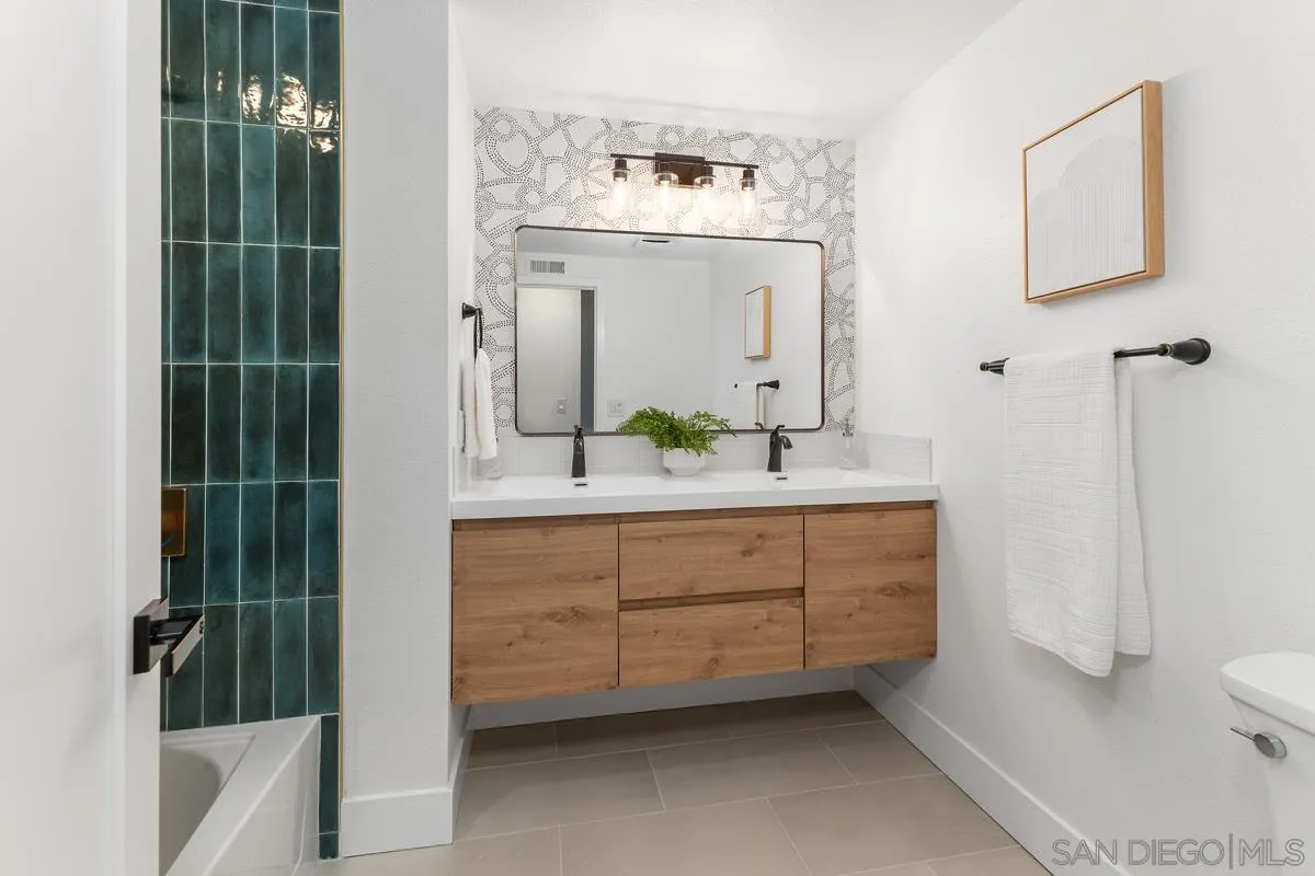 https://cdn.realtyfeed.com/cdn/127/250033893/6ea6ec5f7347ede9ce6c27403cb0d5ba.webp