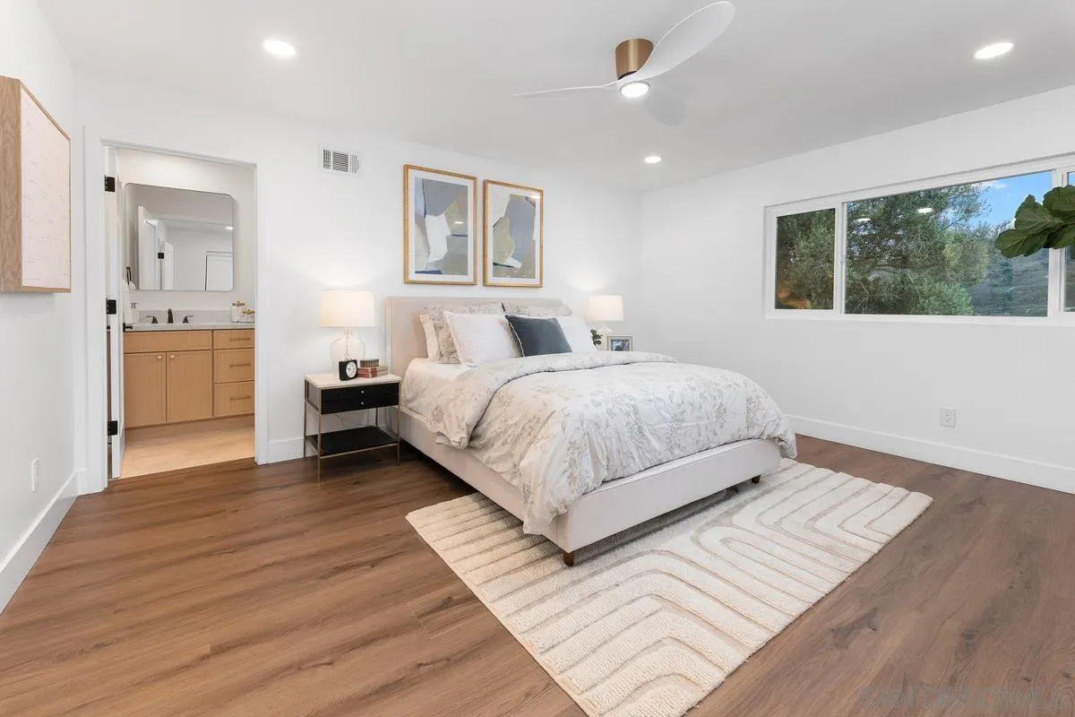 https://cdn.realtyfeed.com/cdn/127/250033893/ca3bce48f2afb2b43b2e3f0cef69de53.webp