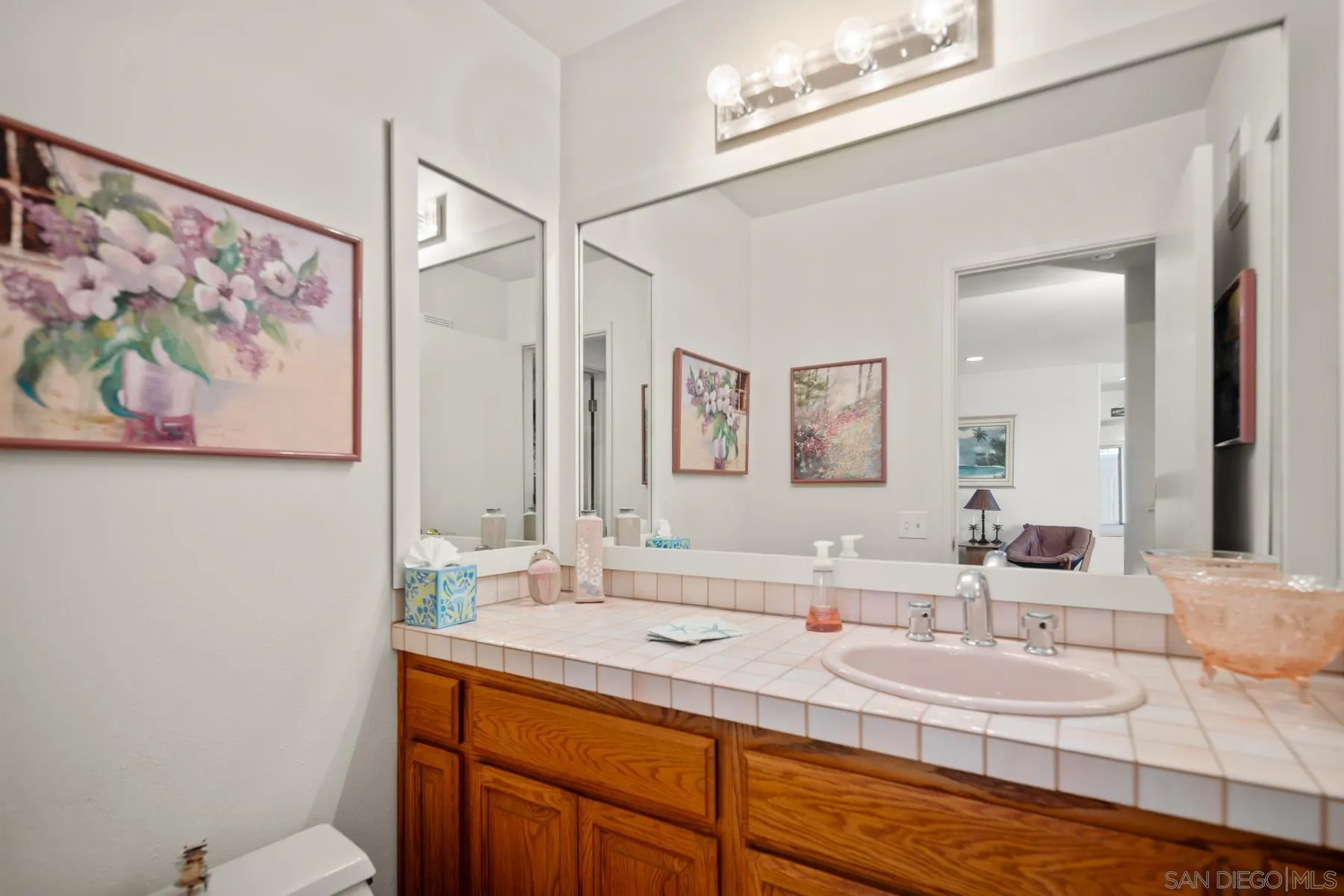 https://cdn.realtyfeed.com/cdn/127/250033894/0ceb79f1047a677c98d14f4d147c5239.webp
