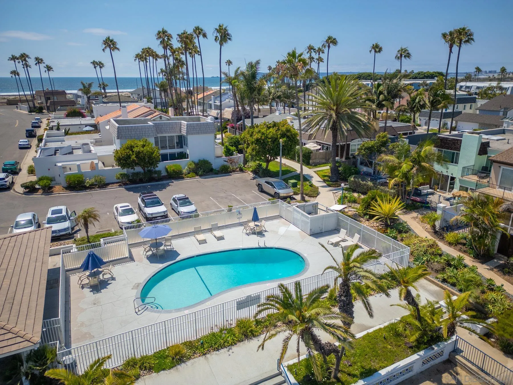 https://cdn.realtyfeed.com/cdn/127/250033894/275fac4f85927125dd3e7e55dfc01a69.webp