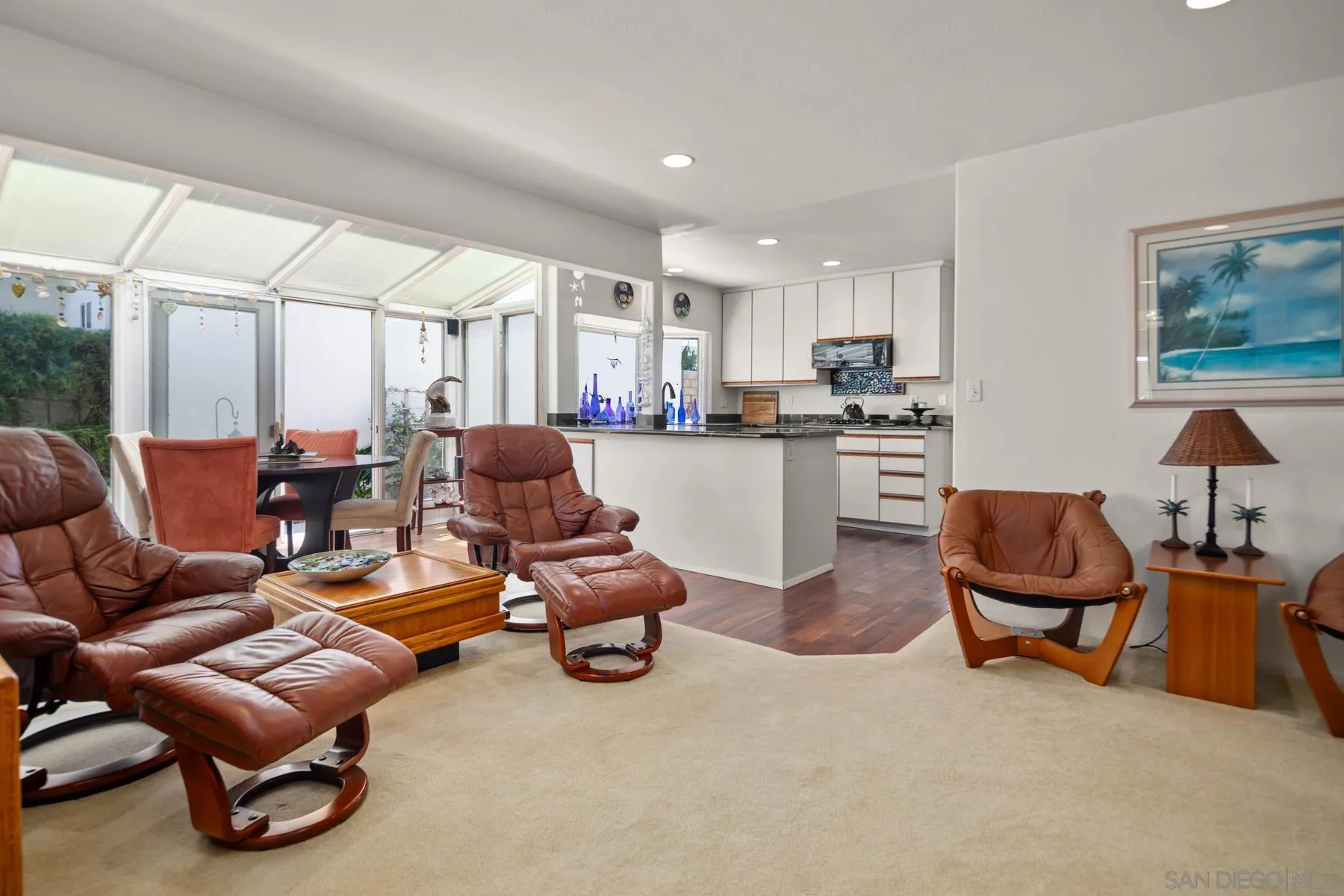 https://cdn.realtyfeed.com/cdn/127/250033894/918ef67c8671295d5addf0b70d77aade.webp