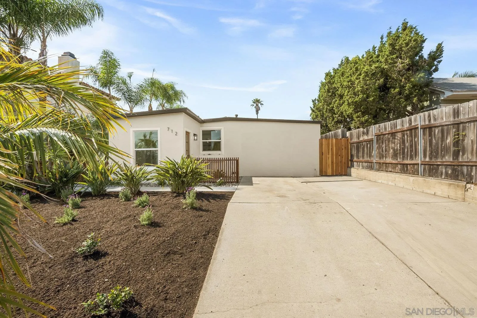 https://cdn.realtyfeed.com/cdn/127/250033895/73c5e4d210bc8eef6ad311aa7c8bc02f.webp