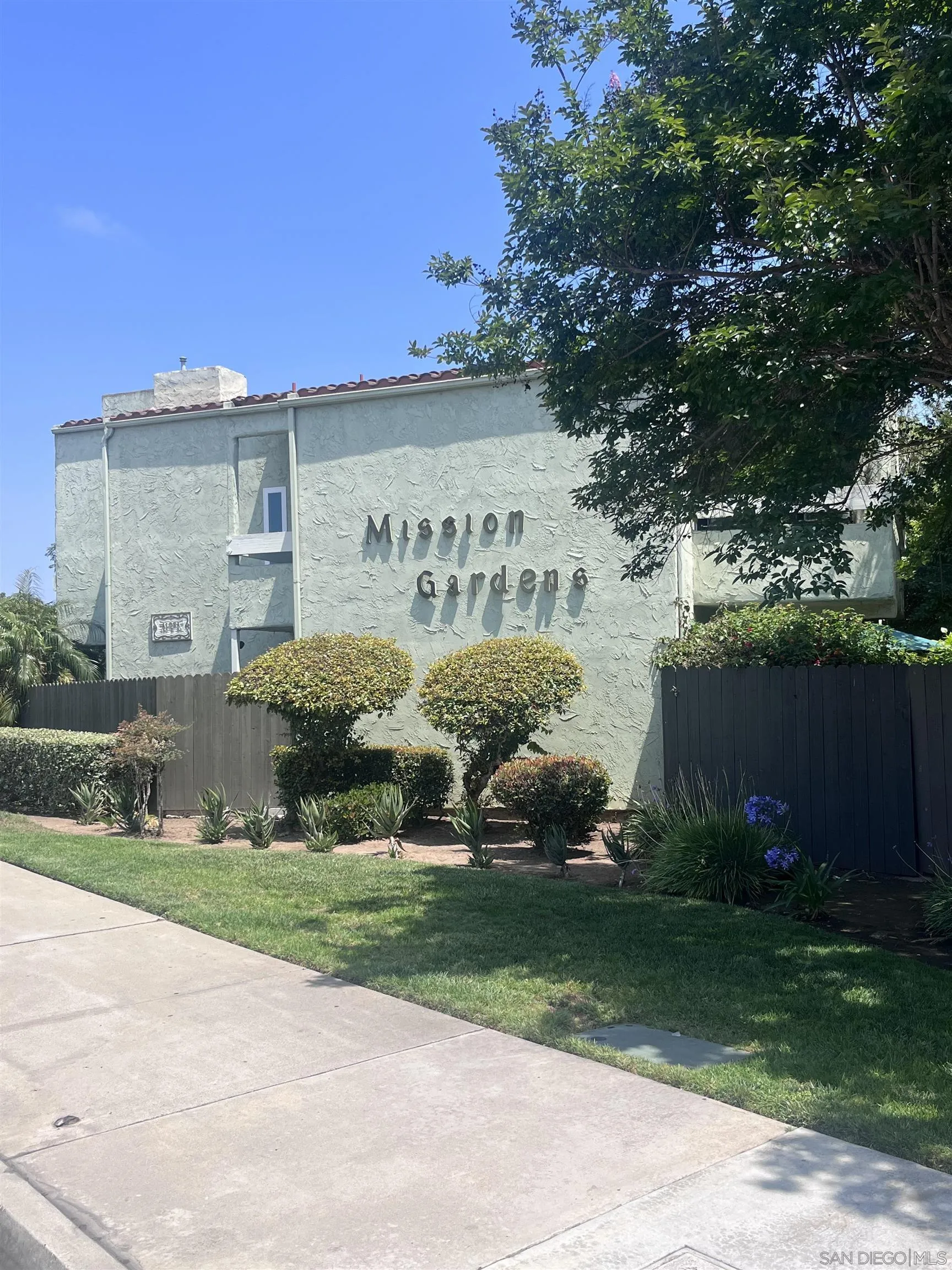 MLS: 250033900 Condo For Sale