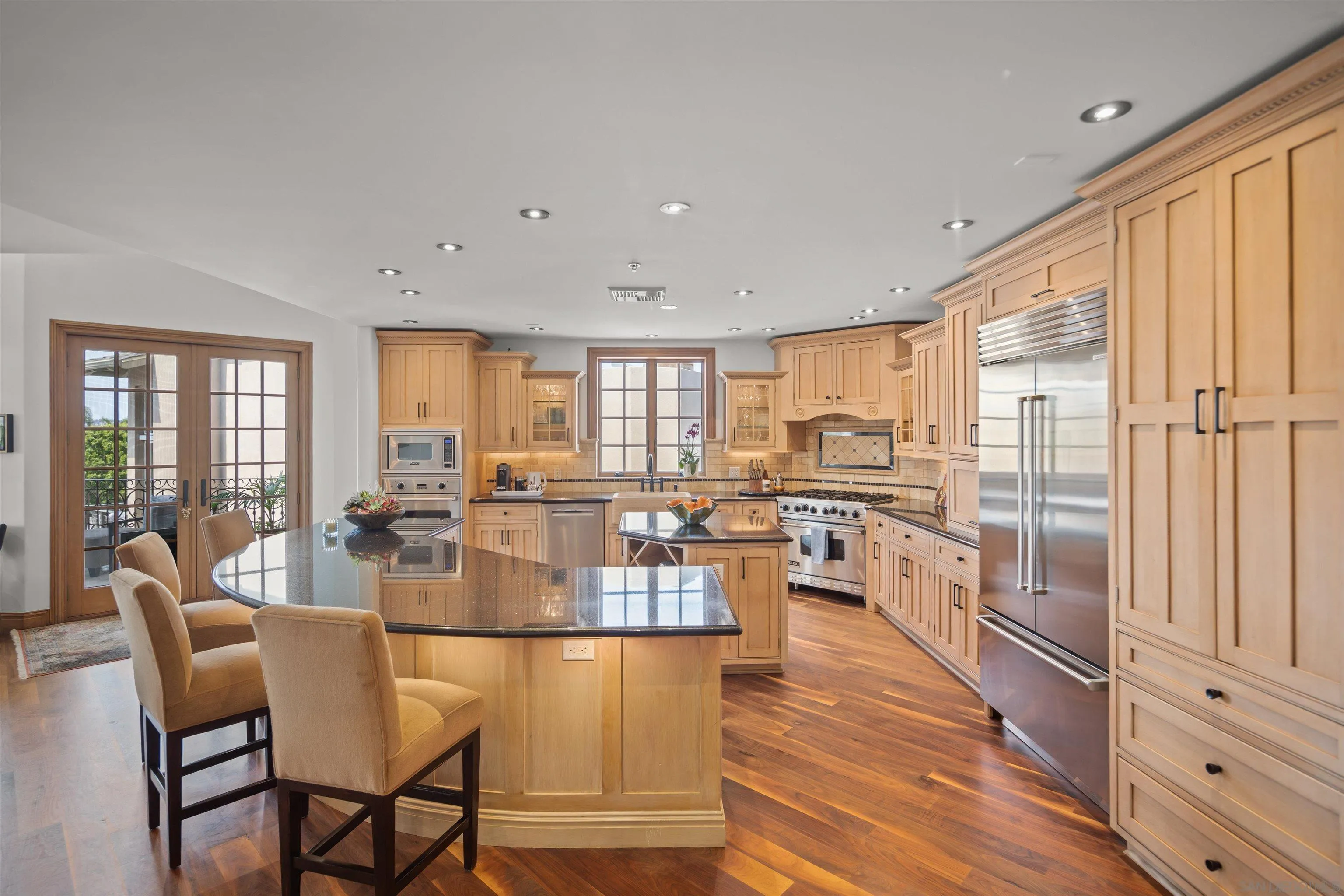 Photo #12: 250033901 Listing: Photo #12