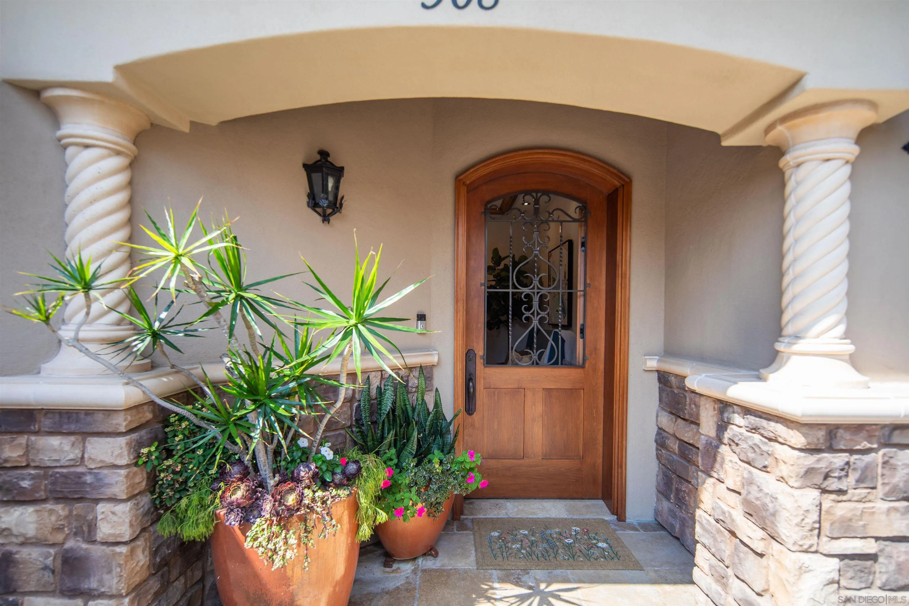 Photo #5: 250033901 Listing 
