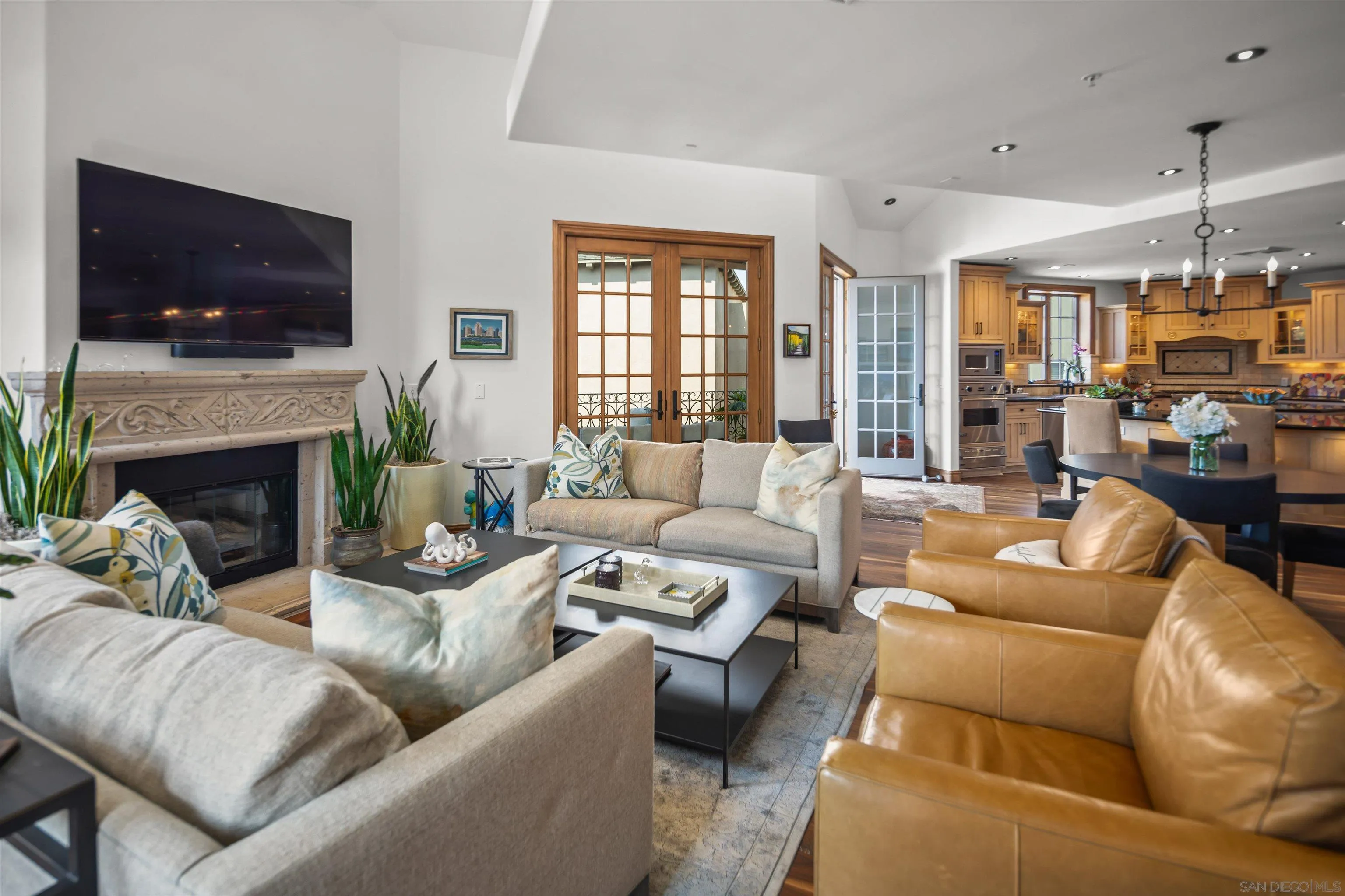 Photo #9: 250033901 Listing: Photo #9