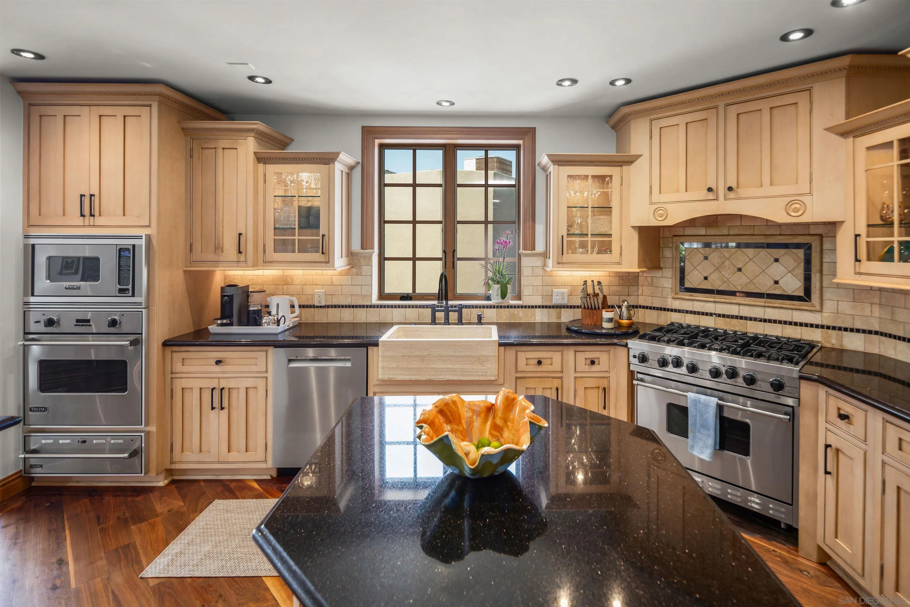 Photo #14: 250033901 Listing: Photo #14