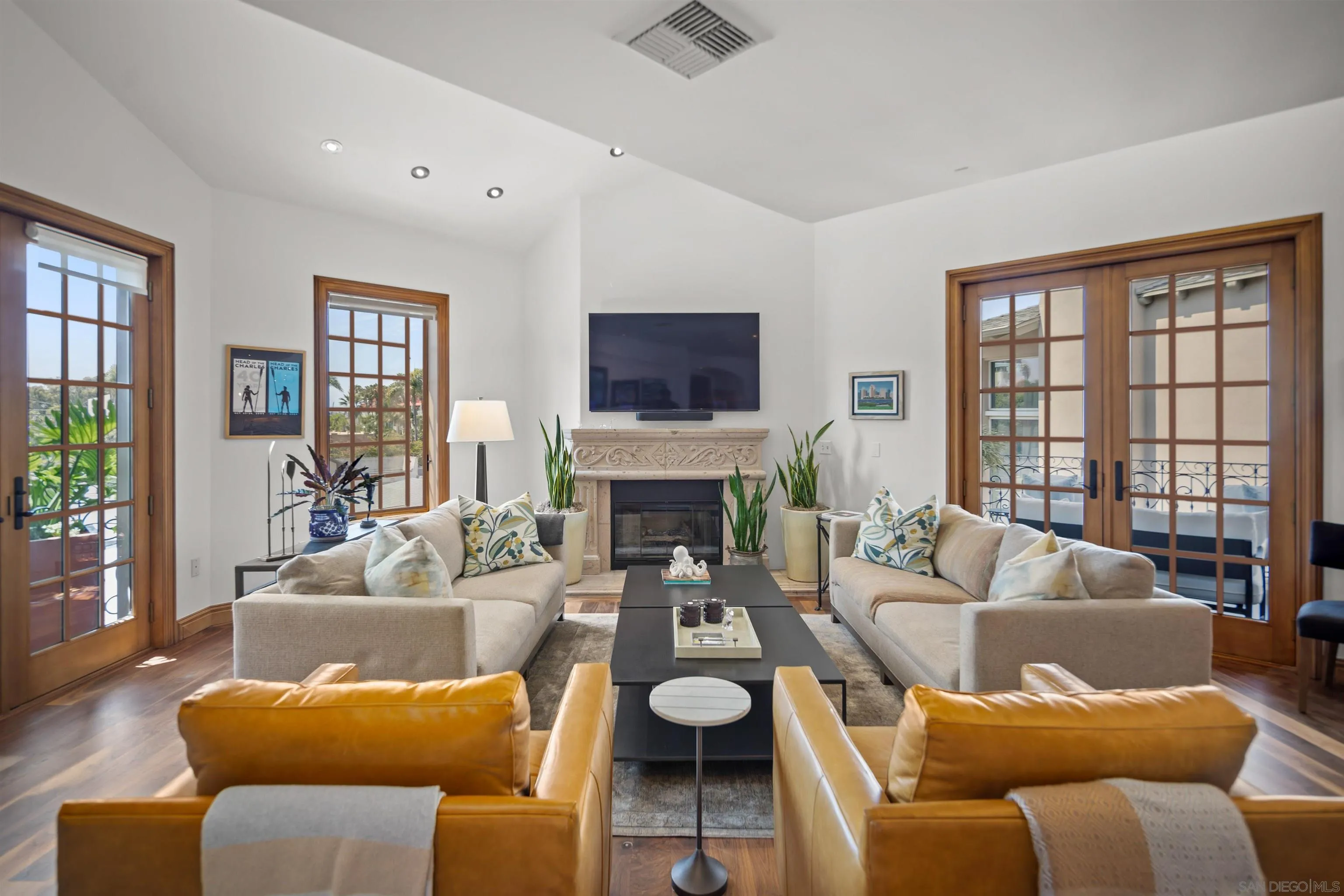 Photo #10: 250033901 Listing: Photo #10