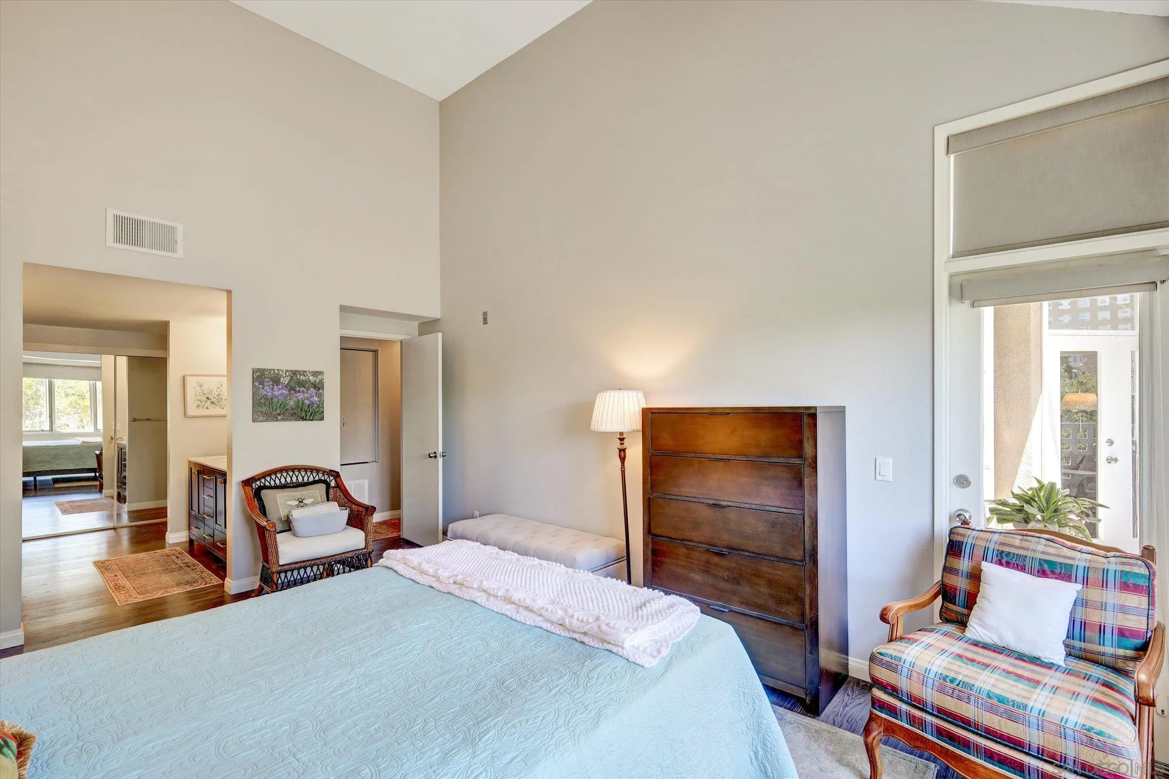 Photo #15: 250033902 Listing: Photo #15