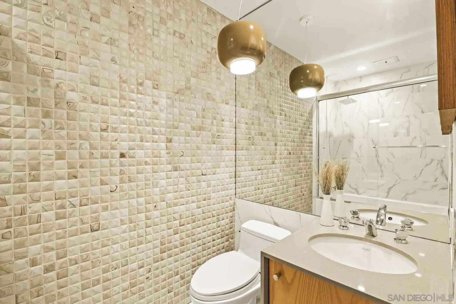Photo #9: 250033903 Listing: Photo #9