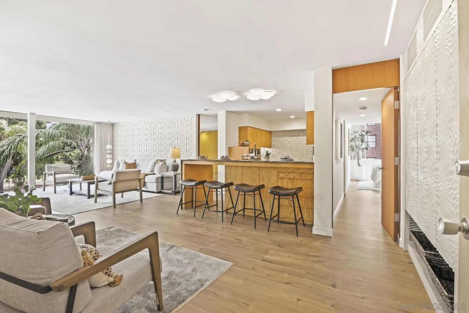 Photo #6: 250033903 Listing 
