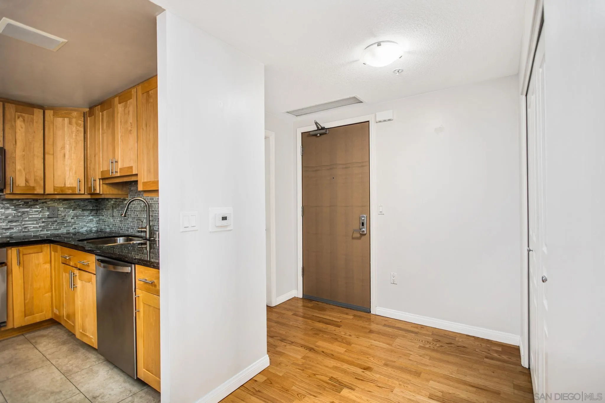 Photo #19: 250033907 Listing: Photo #19