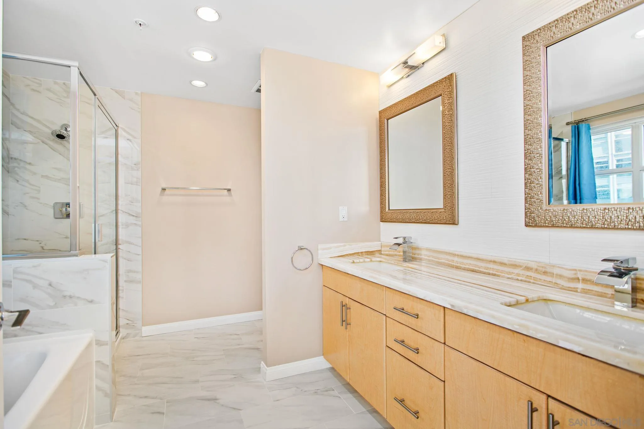 Photo #33: 250033907 Listing: Photo #33