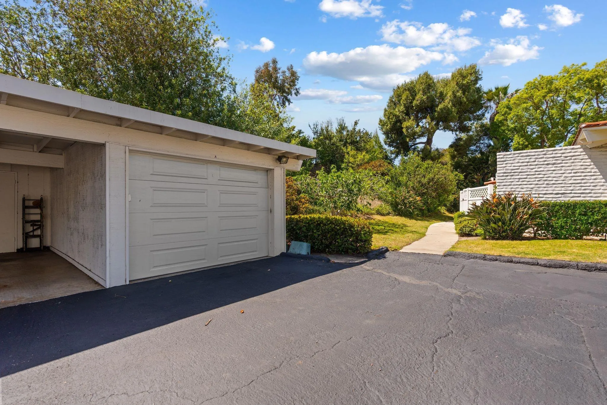 Photo #35: 250033914 Listing: Photo #35