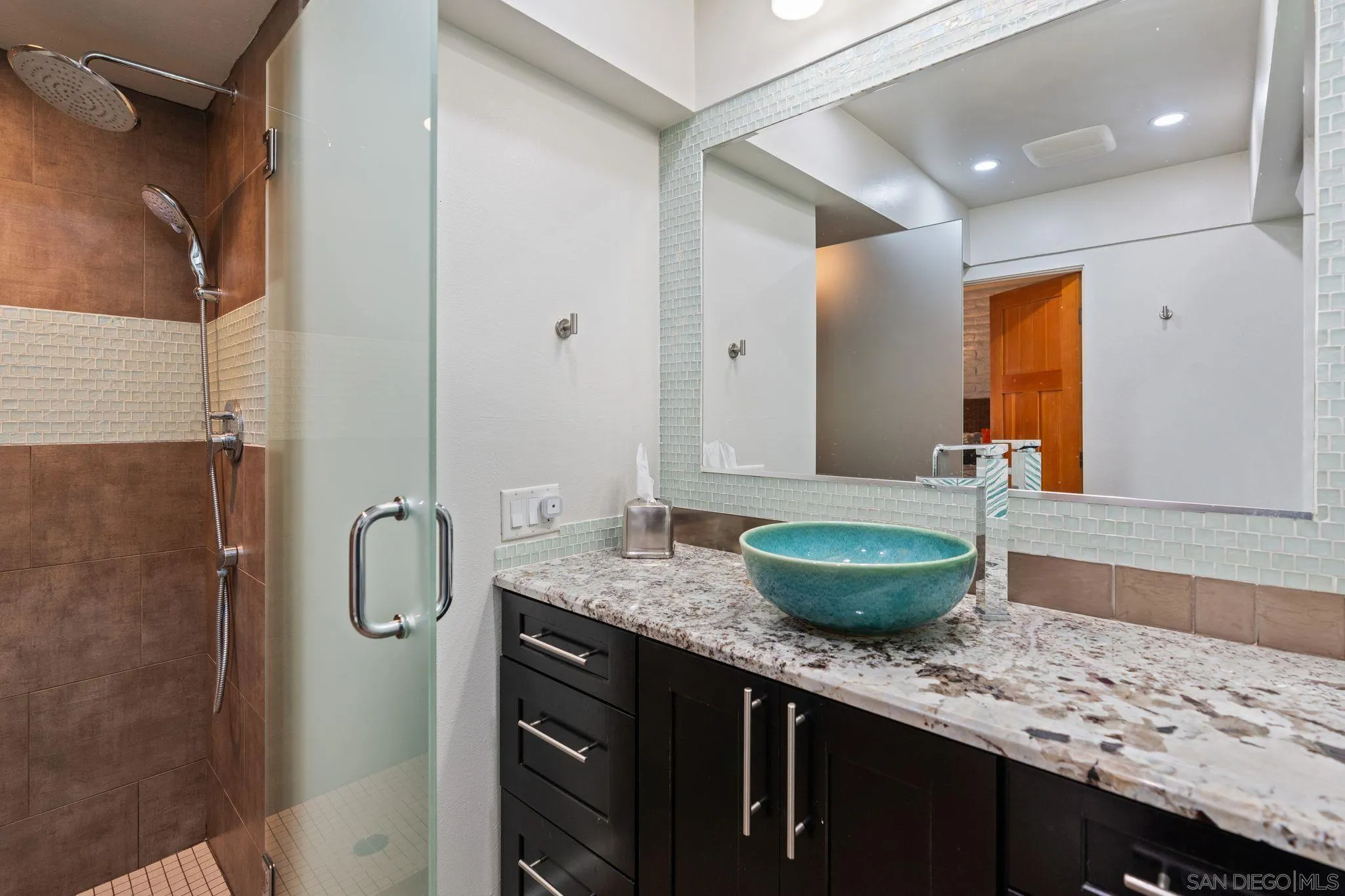 Photo #29: 250033914 Listing: Photo #29