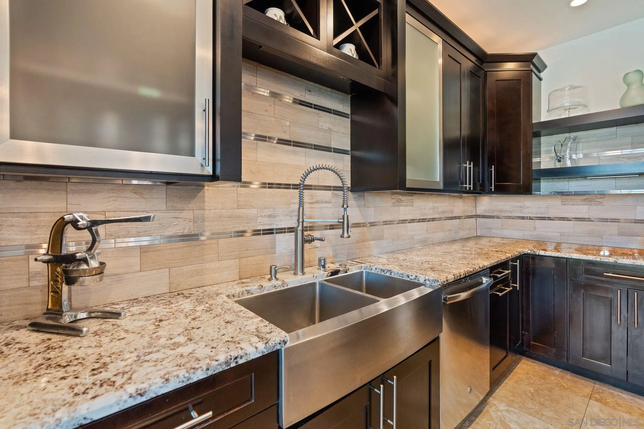 Photo #7: 250033914 Listing: Photo #7
