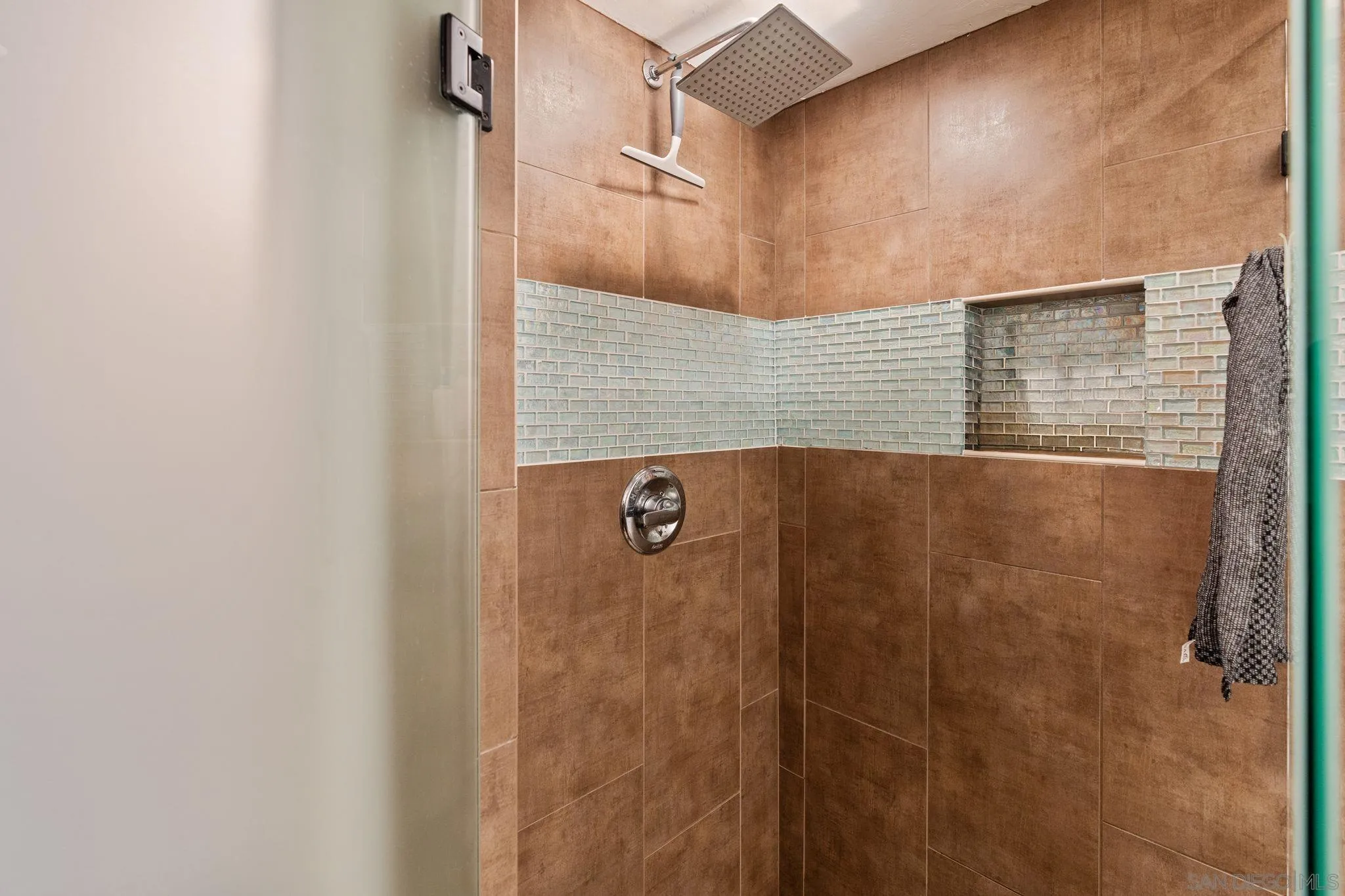 Photo #30: 250033914 Listing: Photo #30