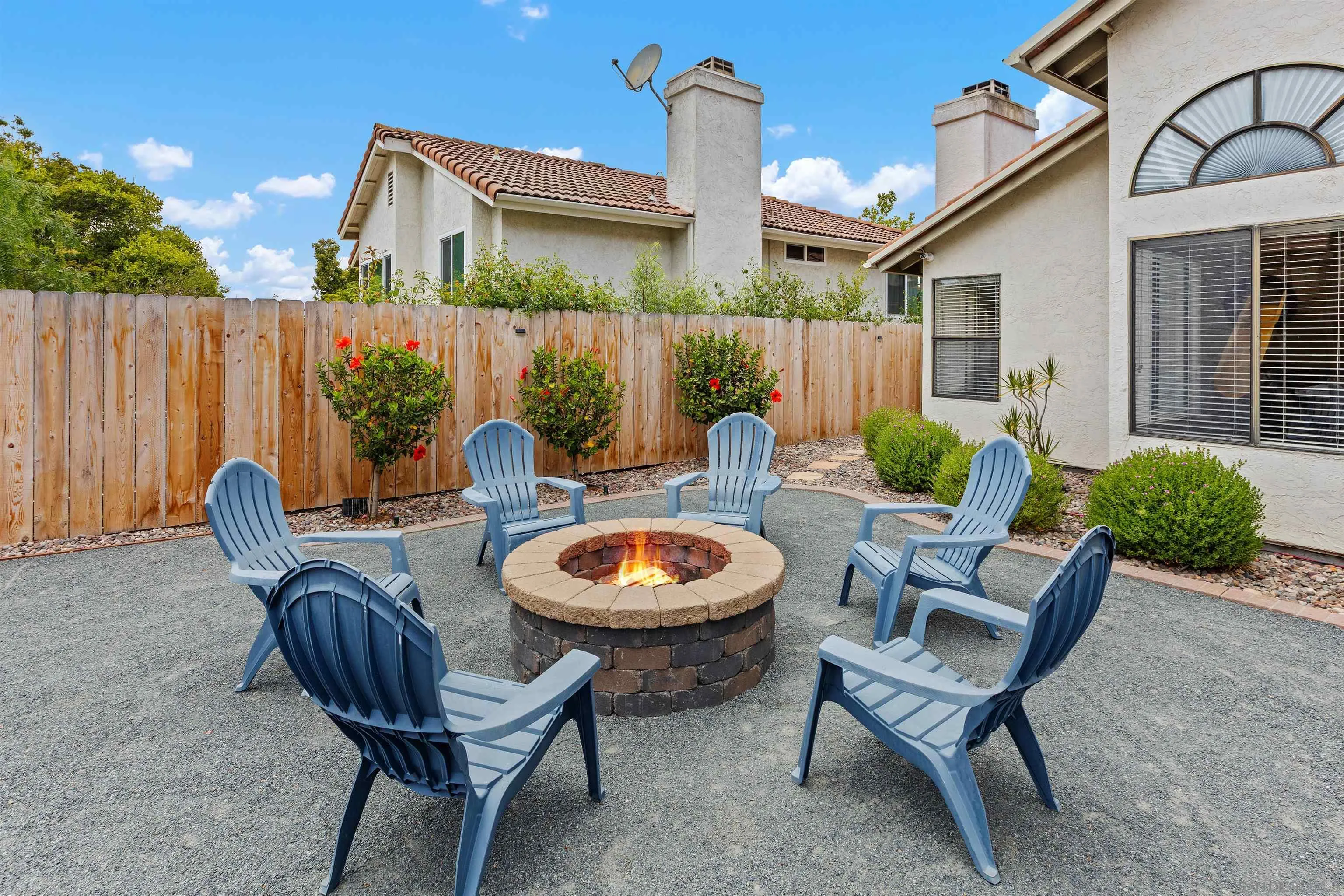 https://cdn.realtyfeed.com/cdn/127/250033915/ff59a4fbd5b17f8a128e5edc916be91f.webp