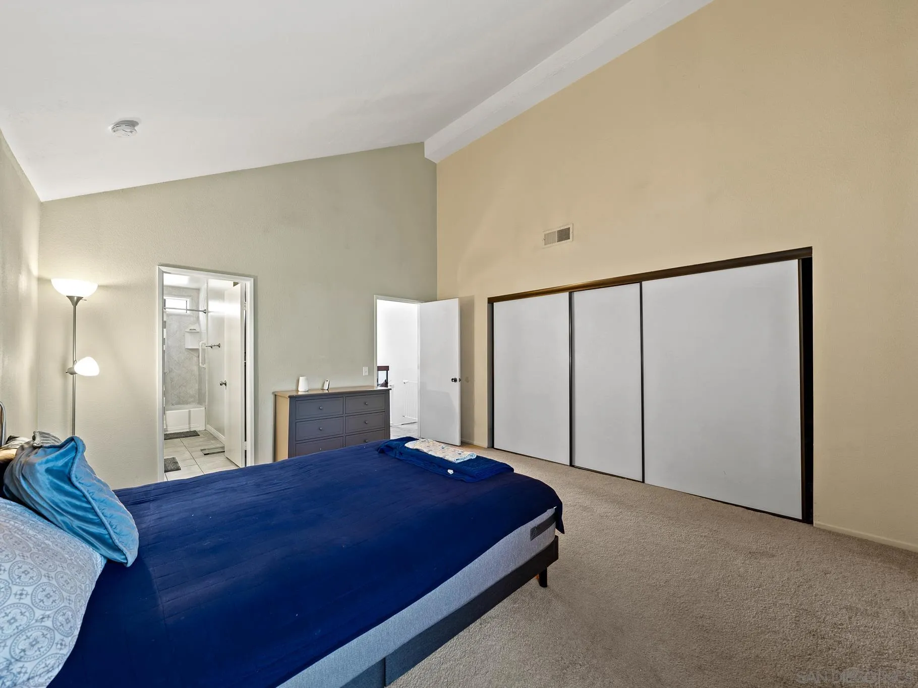 Photo #18: 250033930 Listing: Photo #18