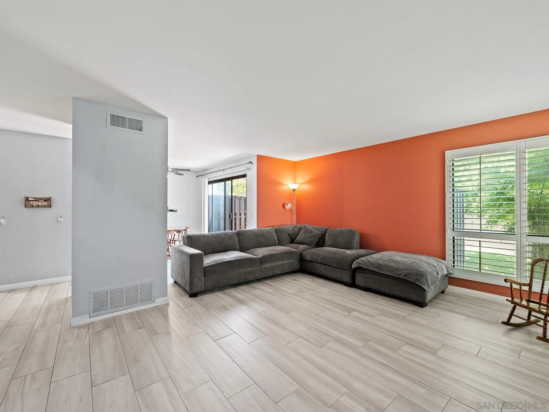 Photo #8: 250033930 Listing: Photo #8