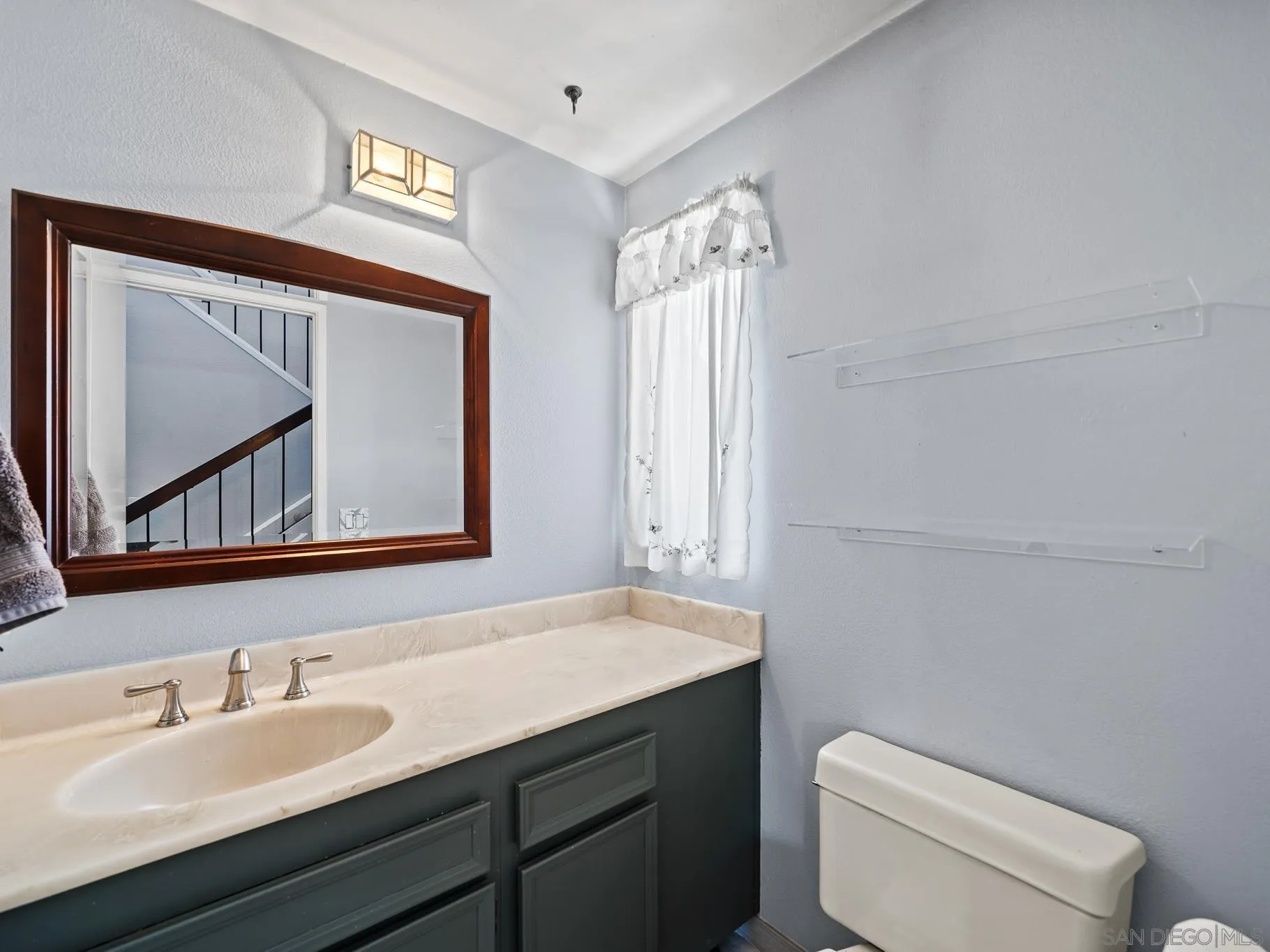 Photo #10: 250033930 Listing: Photo #10